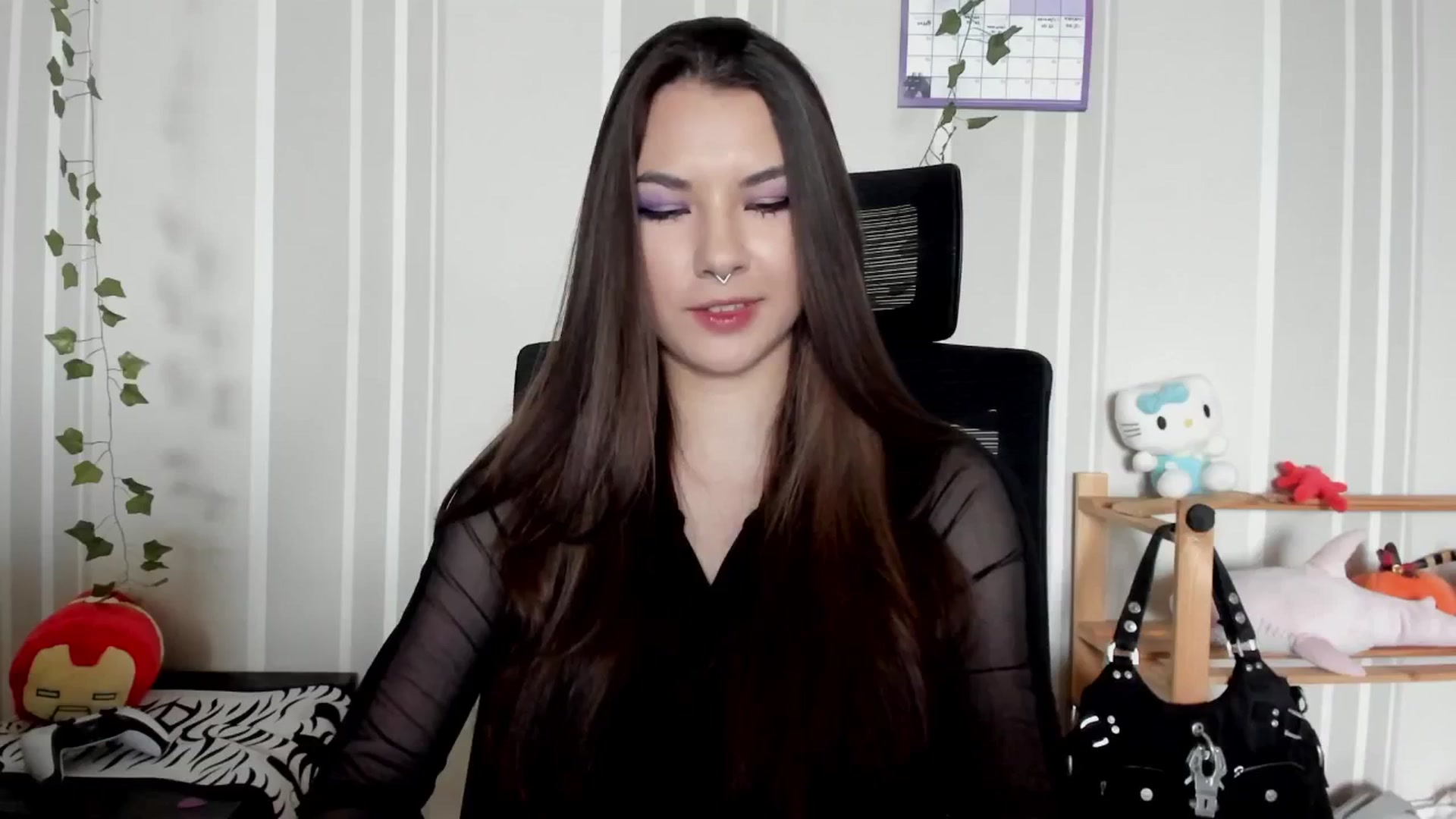 Gallery image thumbnail from AmnesiaGirl1's myfreecams stream on, 05/16/2025, 11:24 image 10 of 20