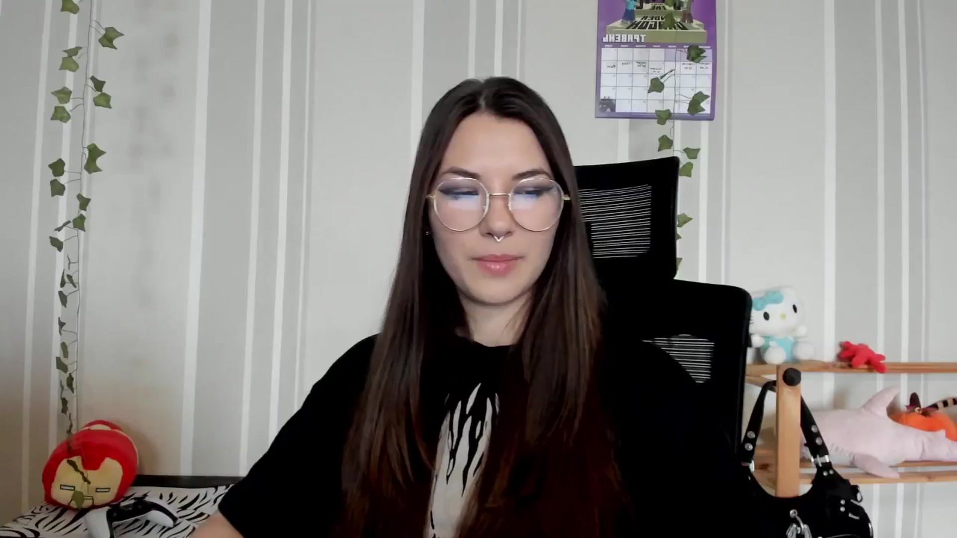 Gallery image thumbnail from AmnesiaGirl1's myfreecams stream on, 05/17/2025, 11:31 image 10 of 20