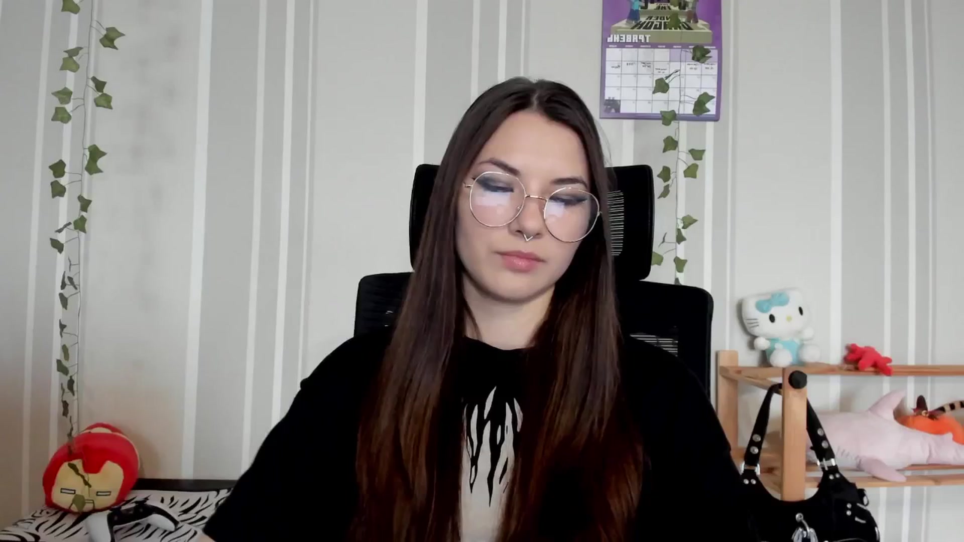 Gallery image thumbnail from AmnesiaGirl1's myfreecams stream on, 05/17/2025, 11:31 image 3 of 20