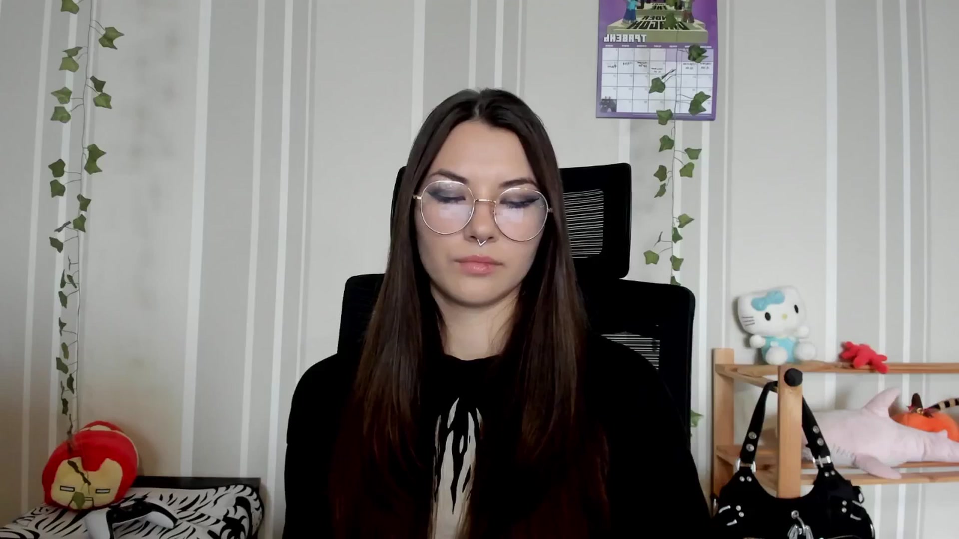 Gallery image thumbnail from AmnesiaGirl1's myfreecams stream on, 05/17/2025, 11:31 image 20 of 20