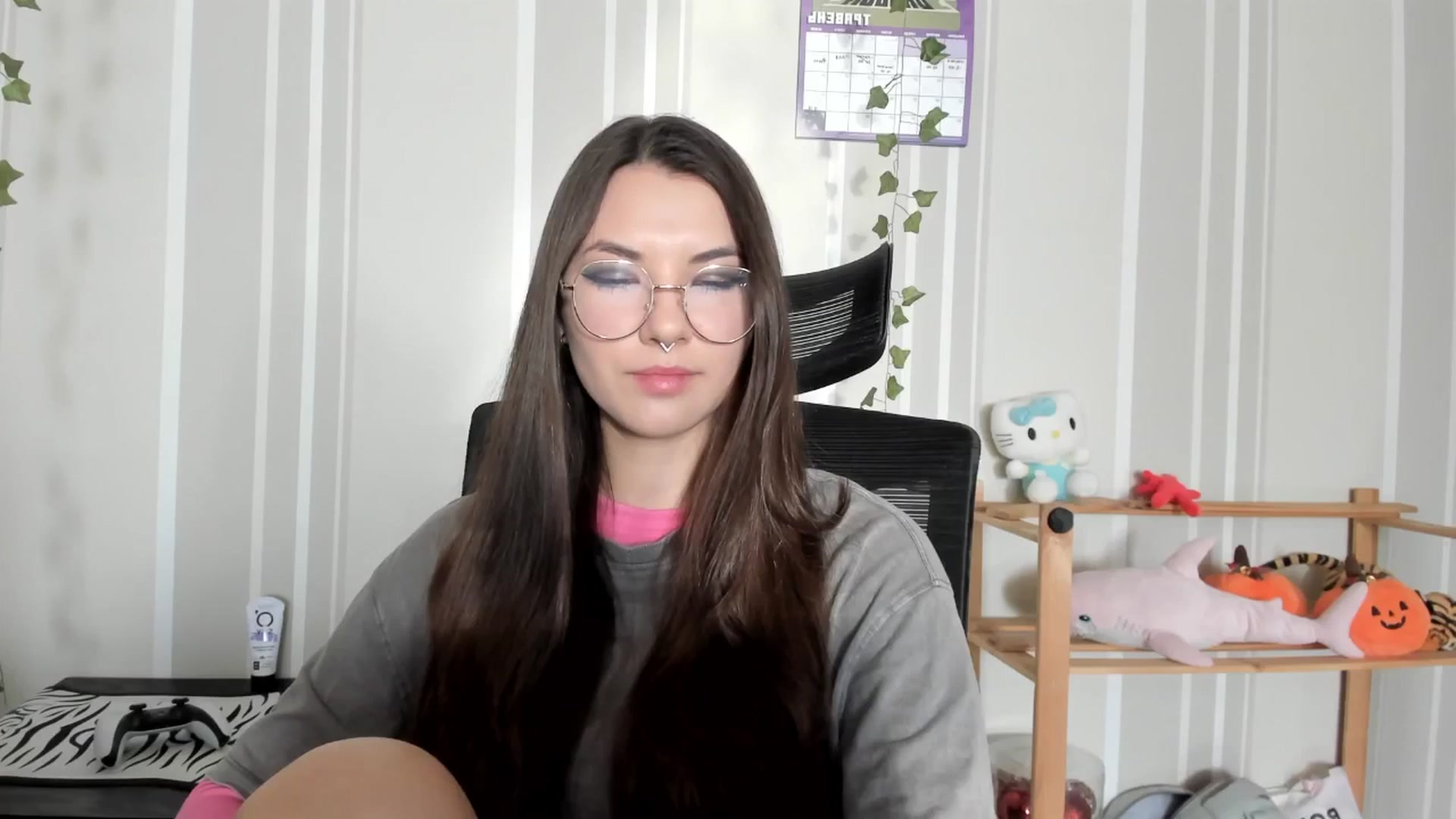 Gallery image thumbnail from AmnesiaGirl1's myfreecams stream on, 05/21/2025, 10:21 image 2 of 20
