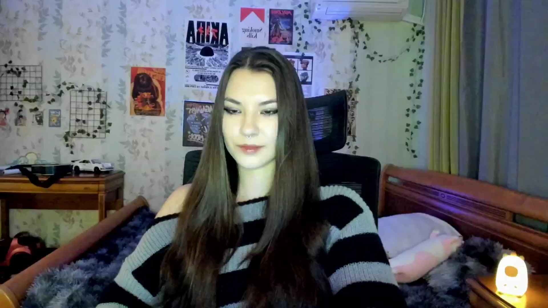Gallery image thumbnail from AmnesiaGirl1's myfreecams stream on, 05/24/2025, 16:35 image 16 of 20