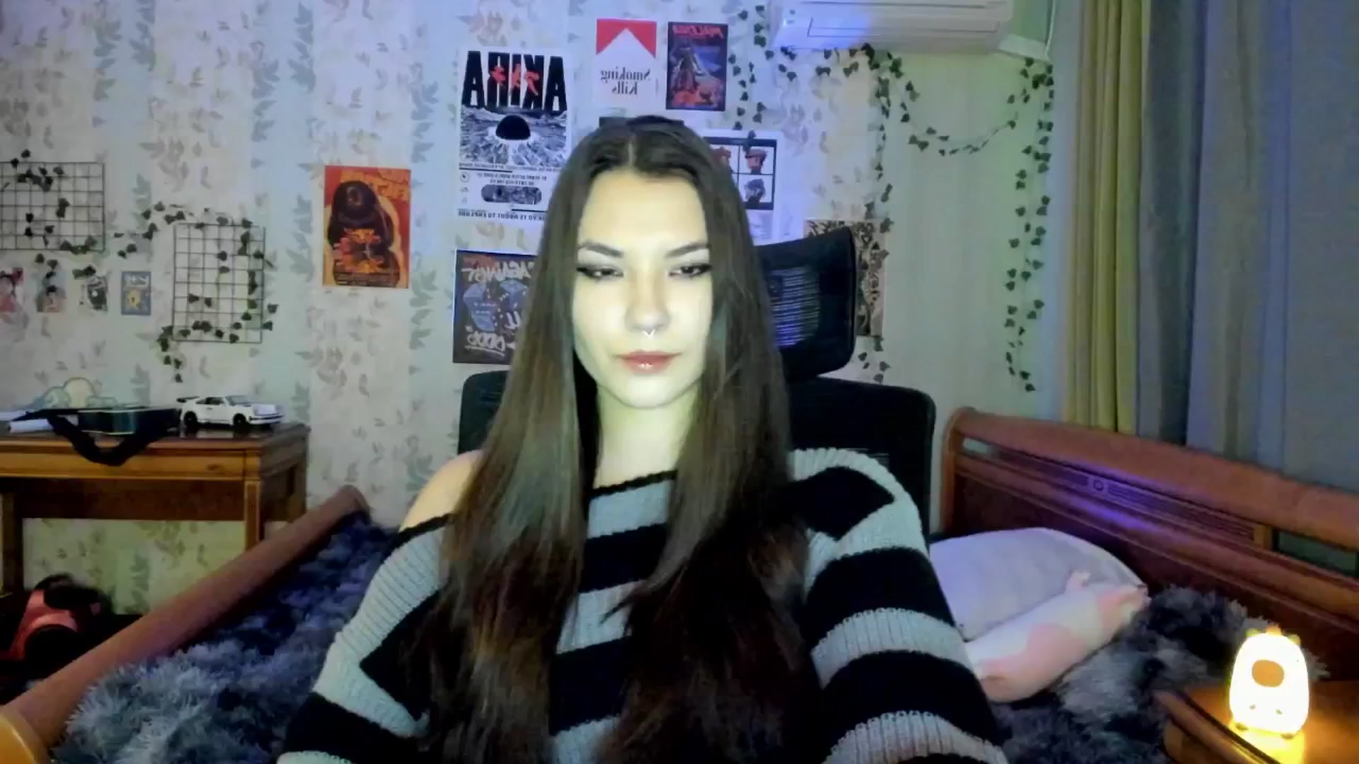 Gallery image thumbnail from AmnesiaGirl1's myfreecams stream on, 05/24/2025, 16:35 image 4 of 20