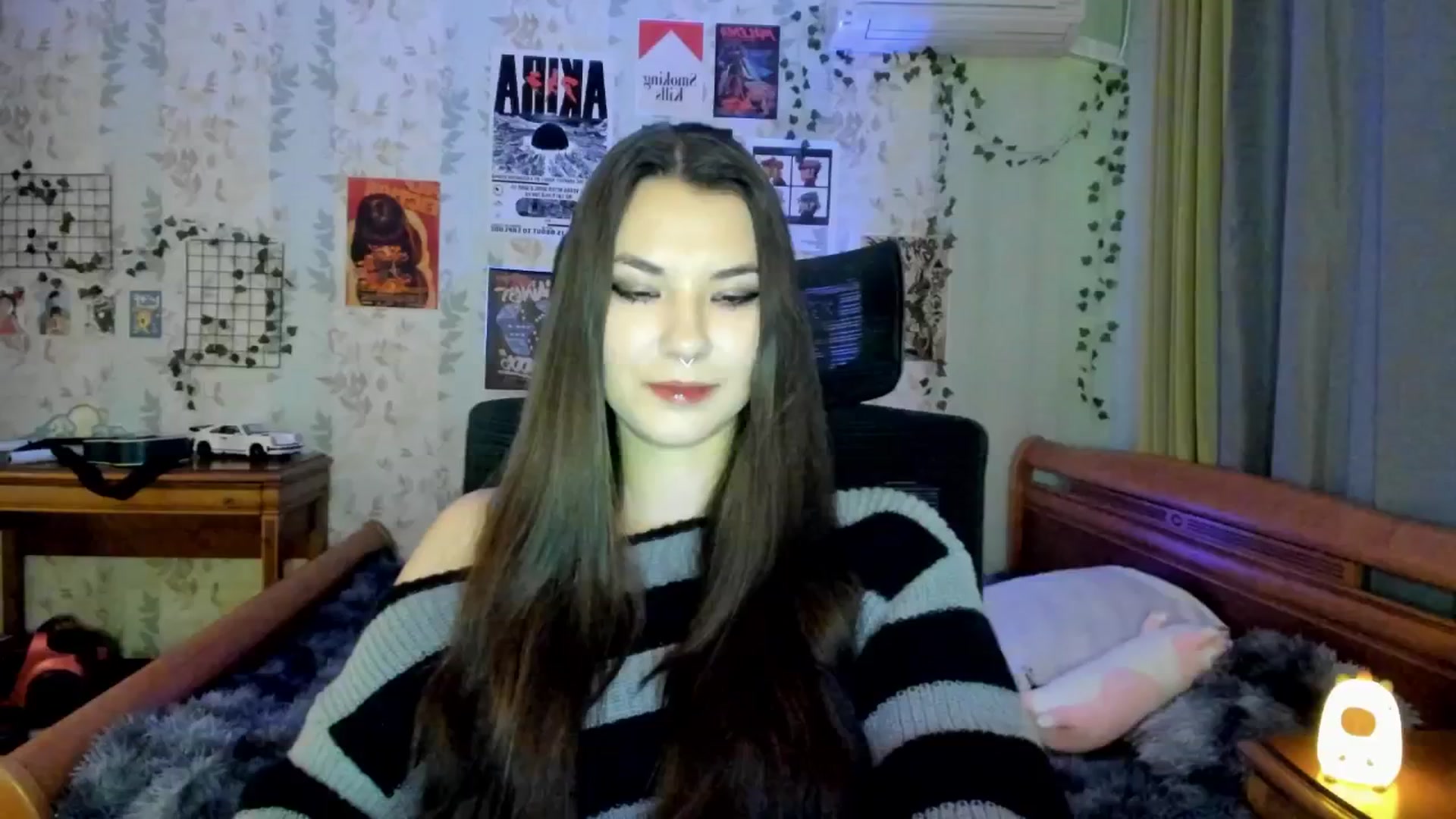 Gallery image thumbnail from AmnesiaGirl1's myfreecams stream on, 05/24/2025, 16:35 image 13 of 20