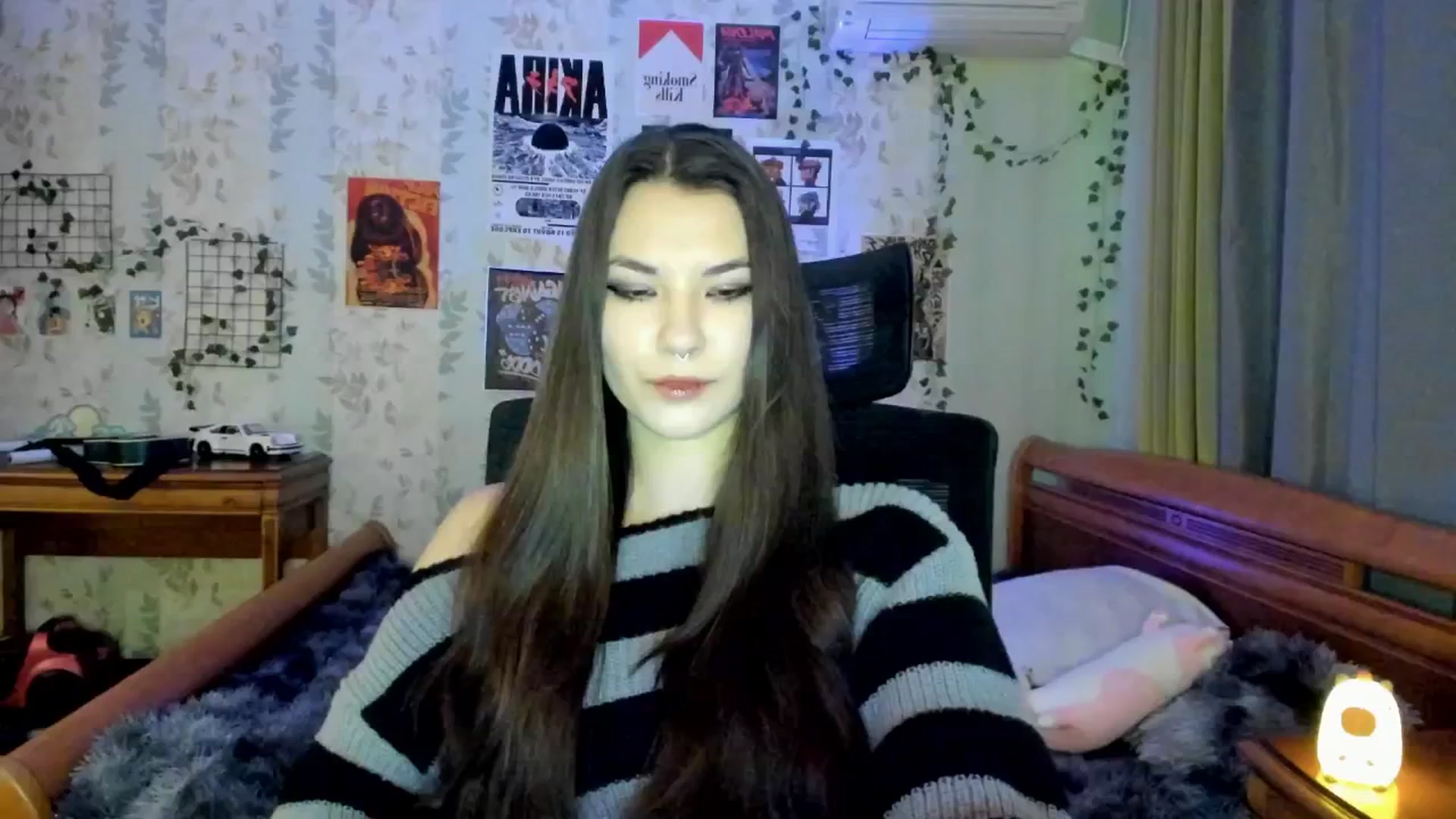 Gallery image thumbnail from AmnesiaGirl1's myfreecams stream on, 05/24/2025, 16:35 image 1 of 20