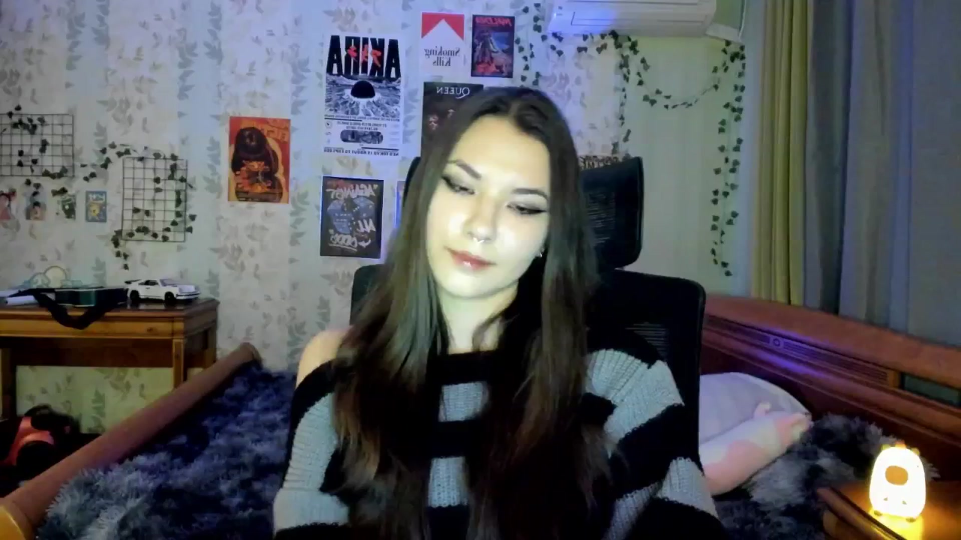 Gallery image thumbnail from AmnesiaGirl1's myfreecams stream on, 05/24/2025, 18:03 image 15 of 20
