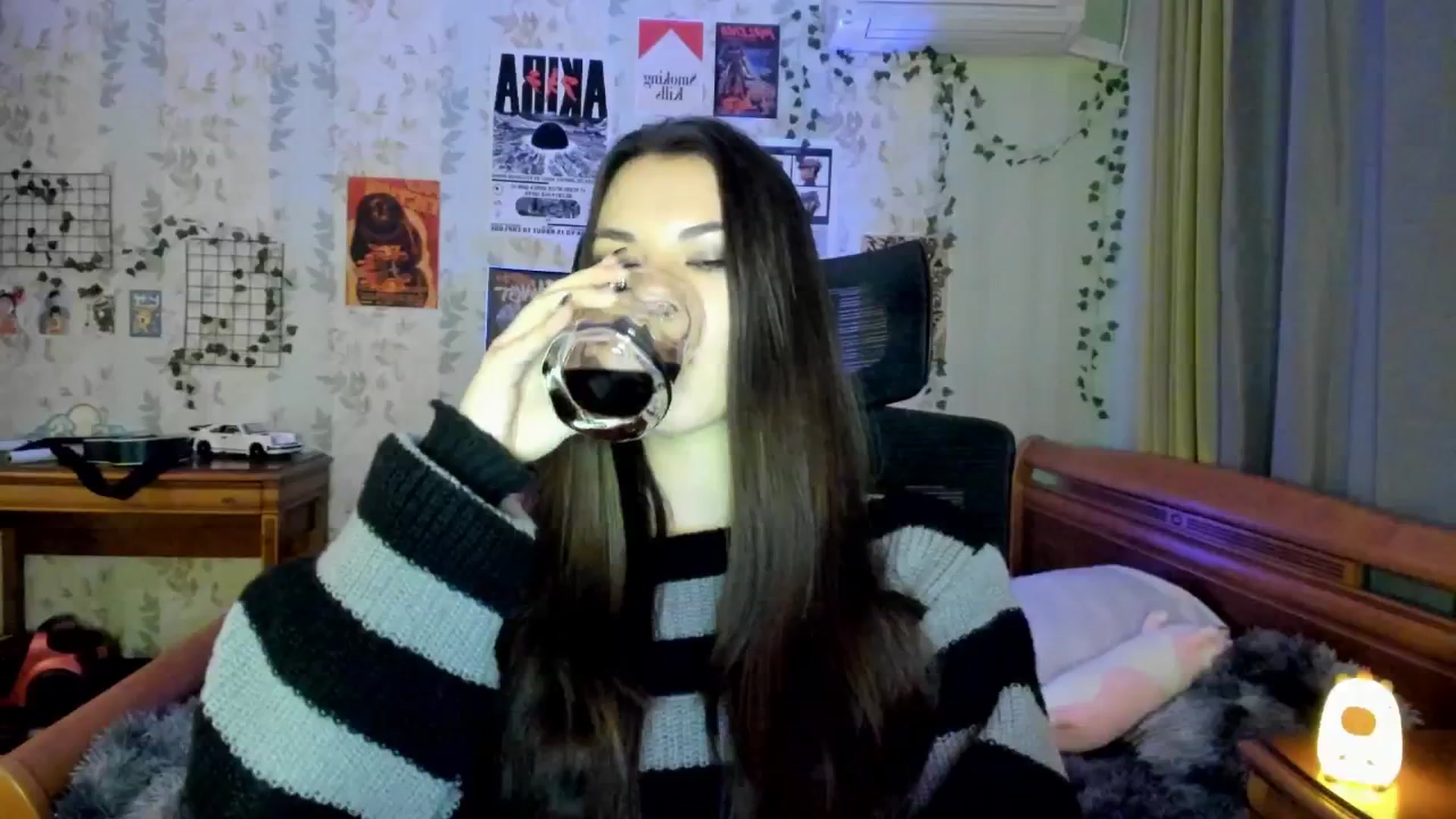 Gallery image thumbnail from AmnesiaGirl1's myfreecams stream on, 05/24/2025, 18:03 image 12 of 20
