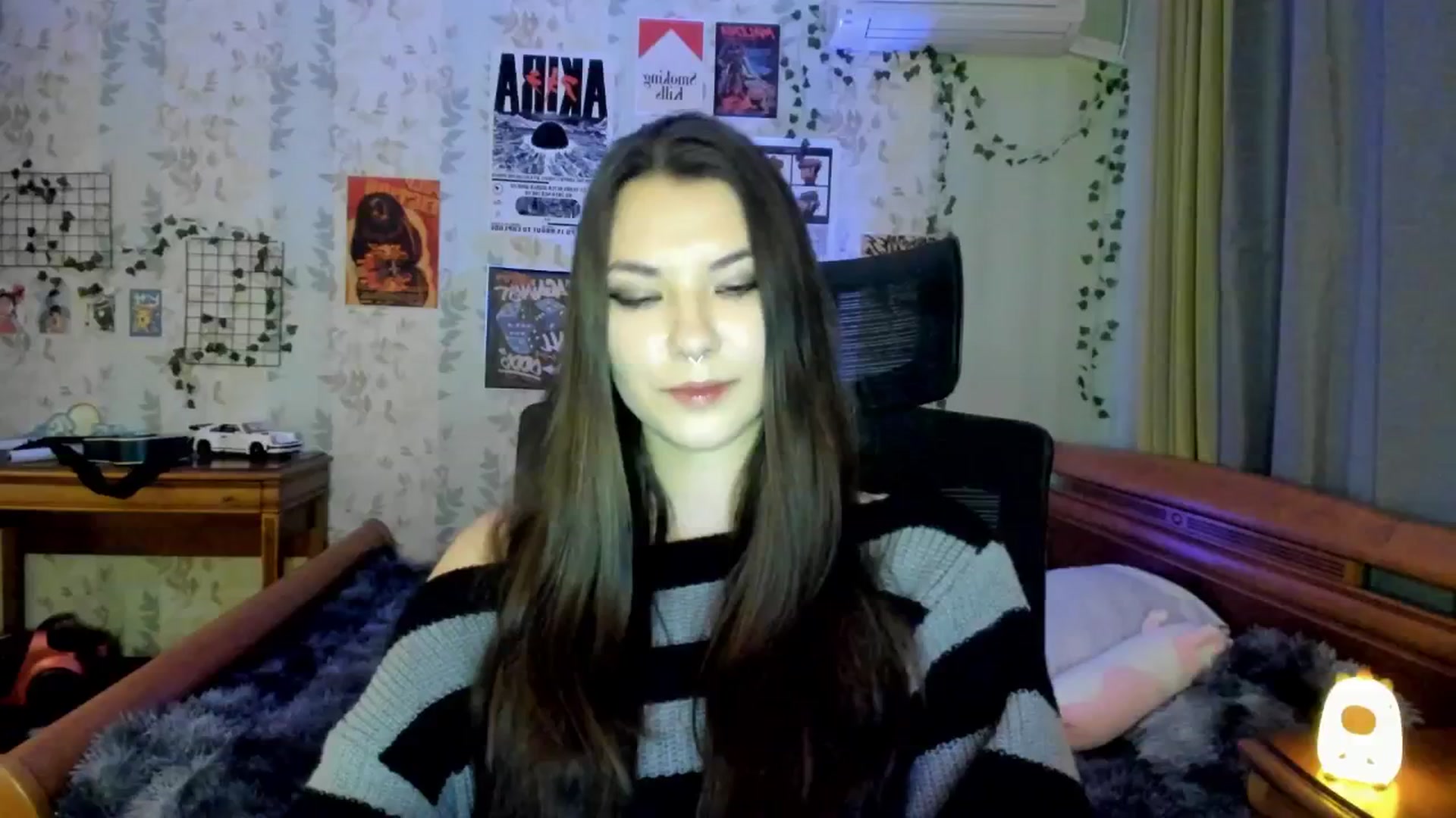 Gallery image thumbnail from AmnesiaGirl1's myfreecams stream on, 05/24/2025, 18:03 image 14 of 20