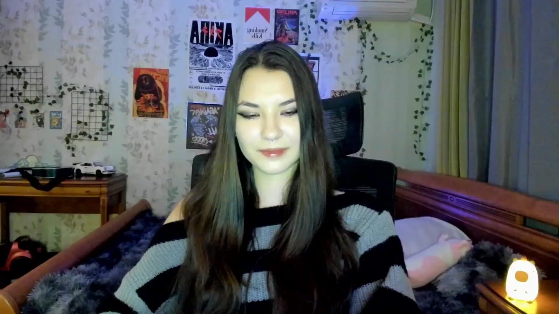 Gallery image thumbnail from AmnesiaGirl1's myfreecams stream on, 05/24/2025, 18:03 image 9 of 20