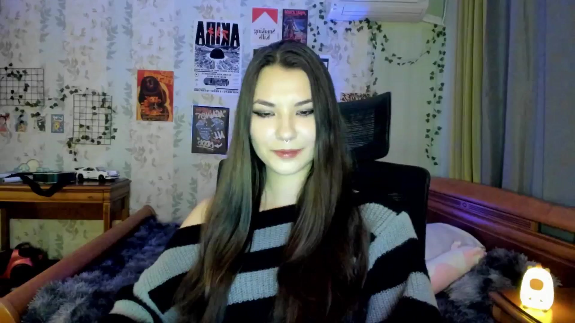 Gallery image thumbnail from AmnesiaGirl1's myfreecams stream on, 05/24/2025, 18:03 image 3 of 20