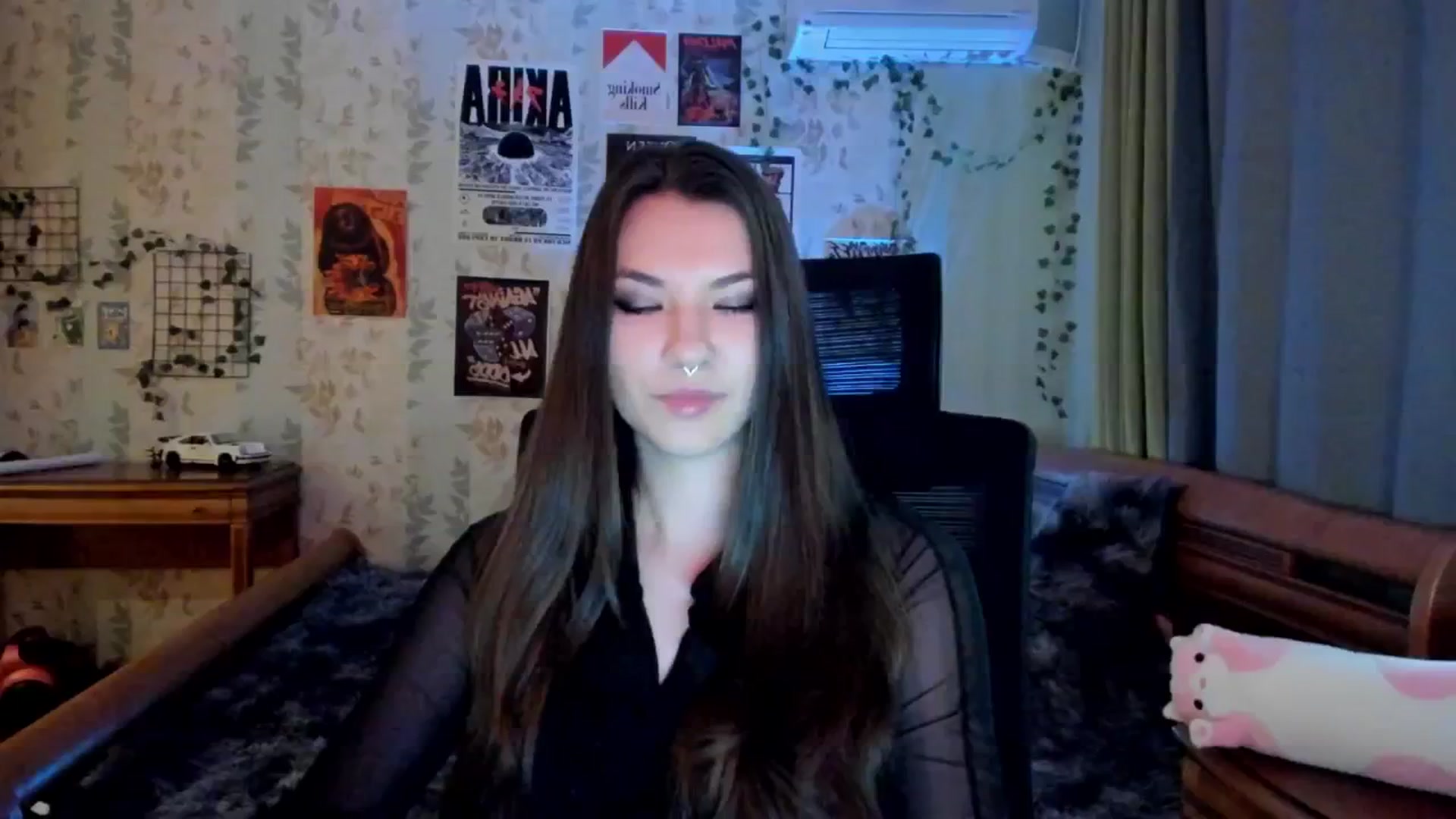 Gallery image thumbnail from AmnesiaGirl1's myfreecams stream on, 05/26/2025, 17:23 image 7 of 20