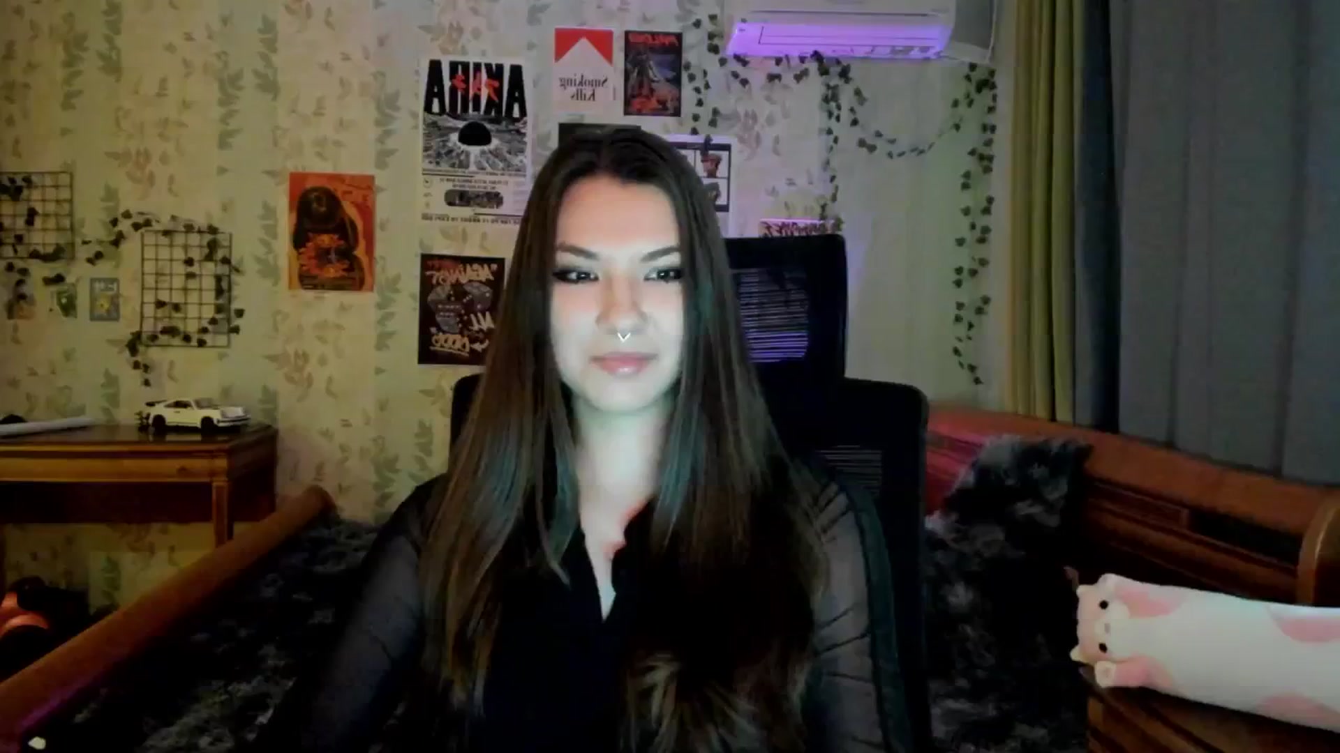 Gallery image thumbnail from AmnesiaGirl1's myfreecams stream on, 05/26/2025, 17:23 image 8 of 20