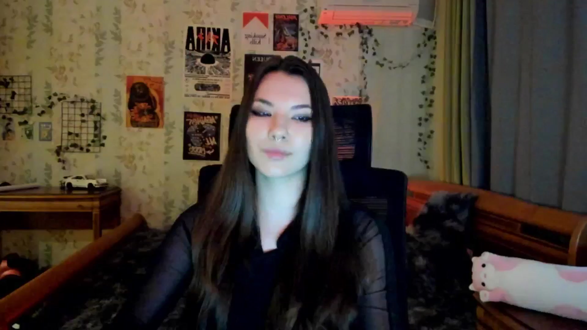 Gallery image thumbnail from AmnesiaGirl1's myfreecams stream on, 05/26/2025, 17:23 image 14 of 20
