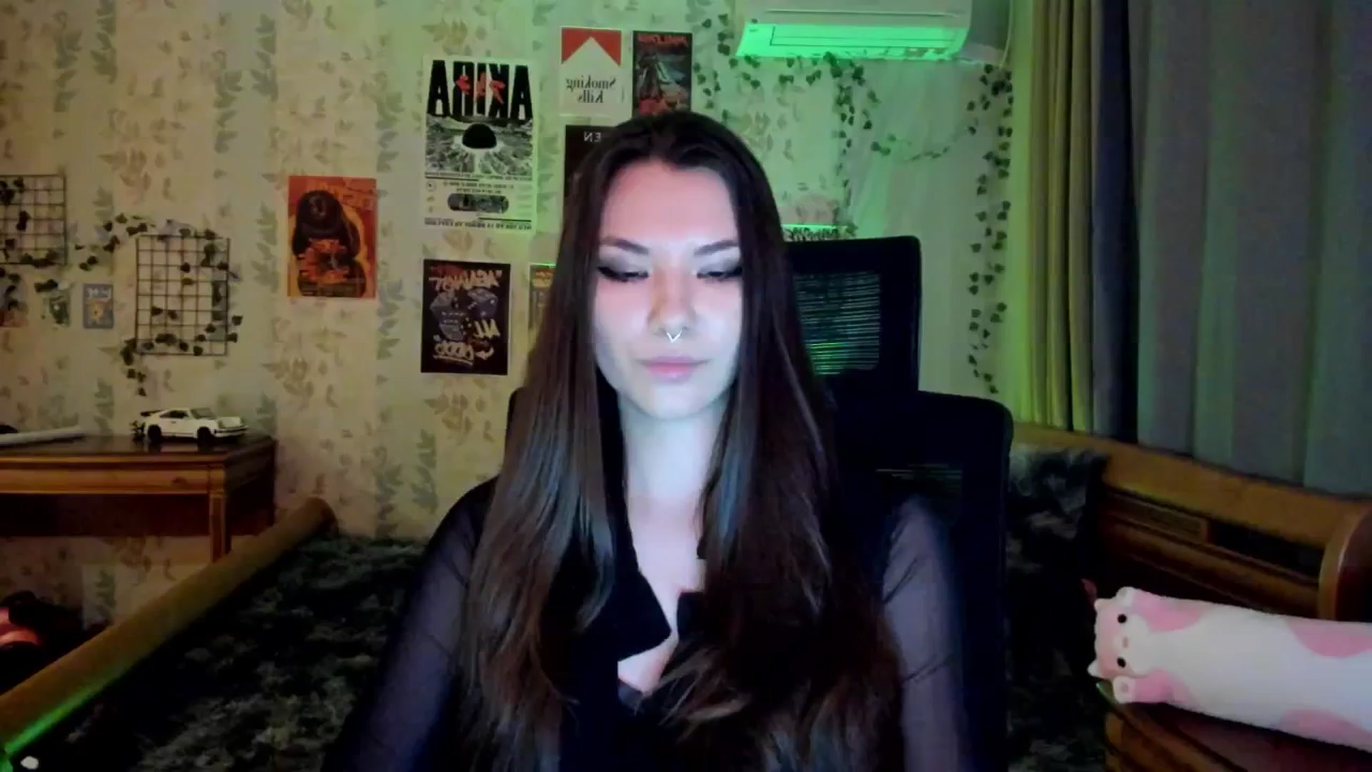 Gallery image thumbnail from AmnesiaGirl1's myfreecams stream on, 05/26/2025, 18:00 image 4 of 20