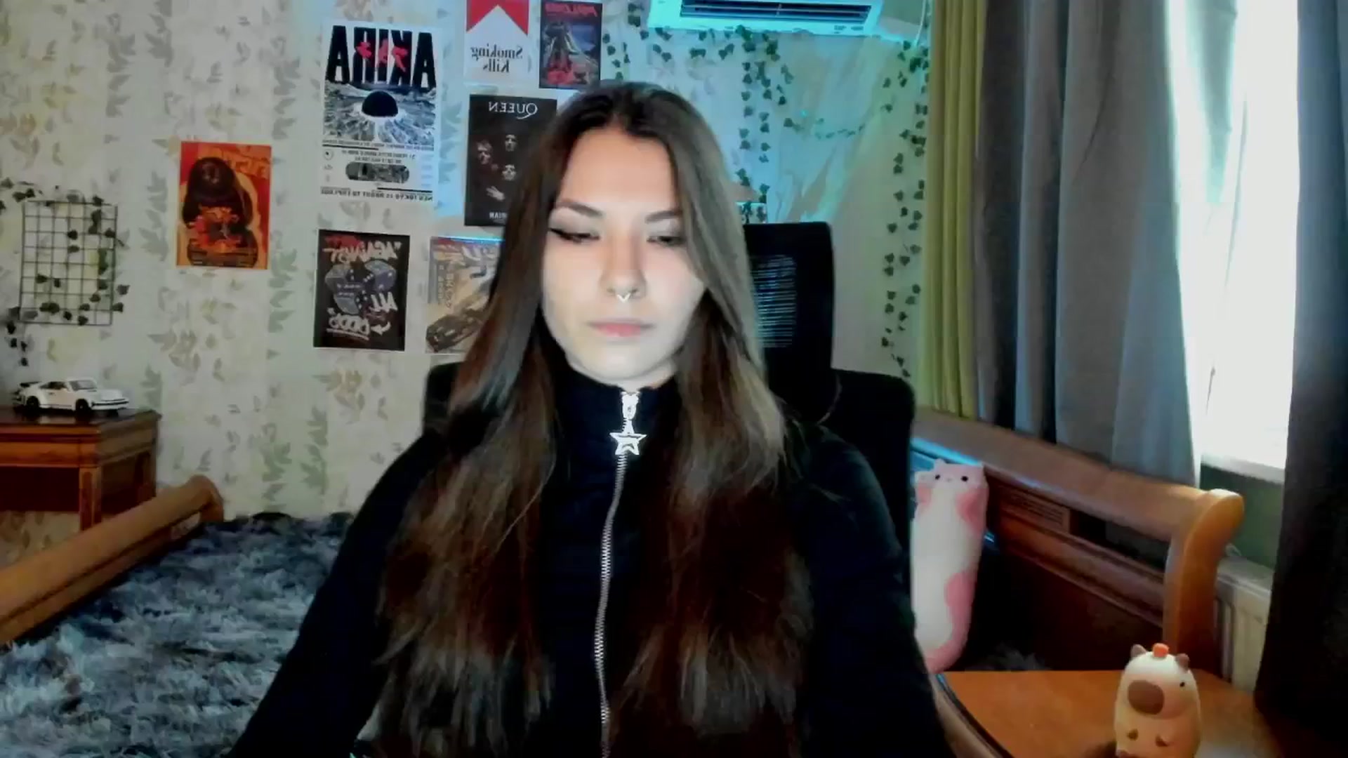 Gallery image thumbnail from AmnesiaGirl1's myfreecams stream on, 06/02/2025, 17:09 image 20 of 20