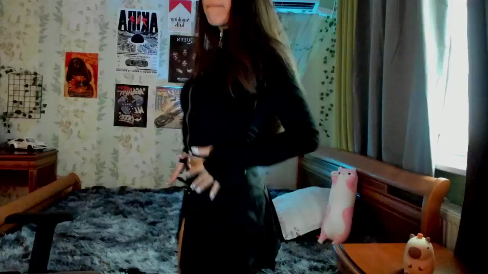 Gallery image thumbnail from AmnesiaGirl1's myfreecams stream on, 06/02/2025, 17:09 image 12 of 20