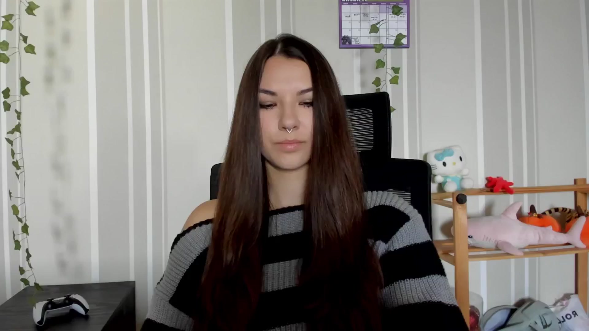 Gallery image thumbnail from AmnesiaGirl1's myfreecams stream on, 06/09/2025, 12:55 image 16 of 20