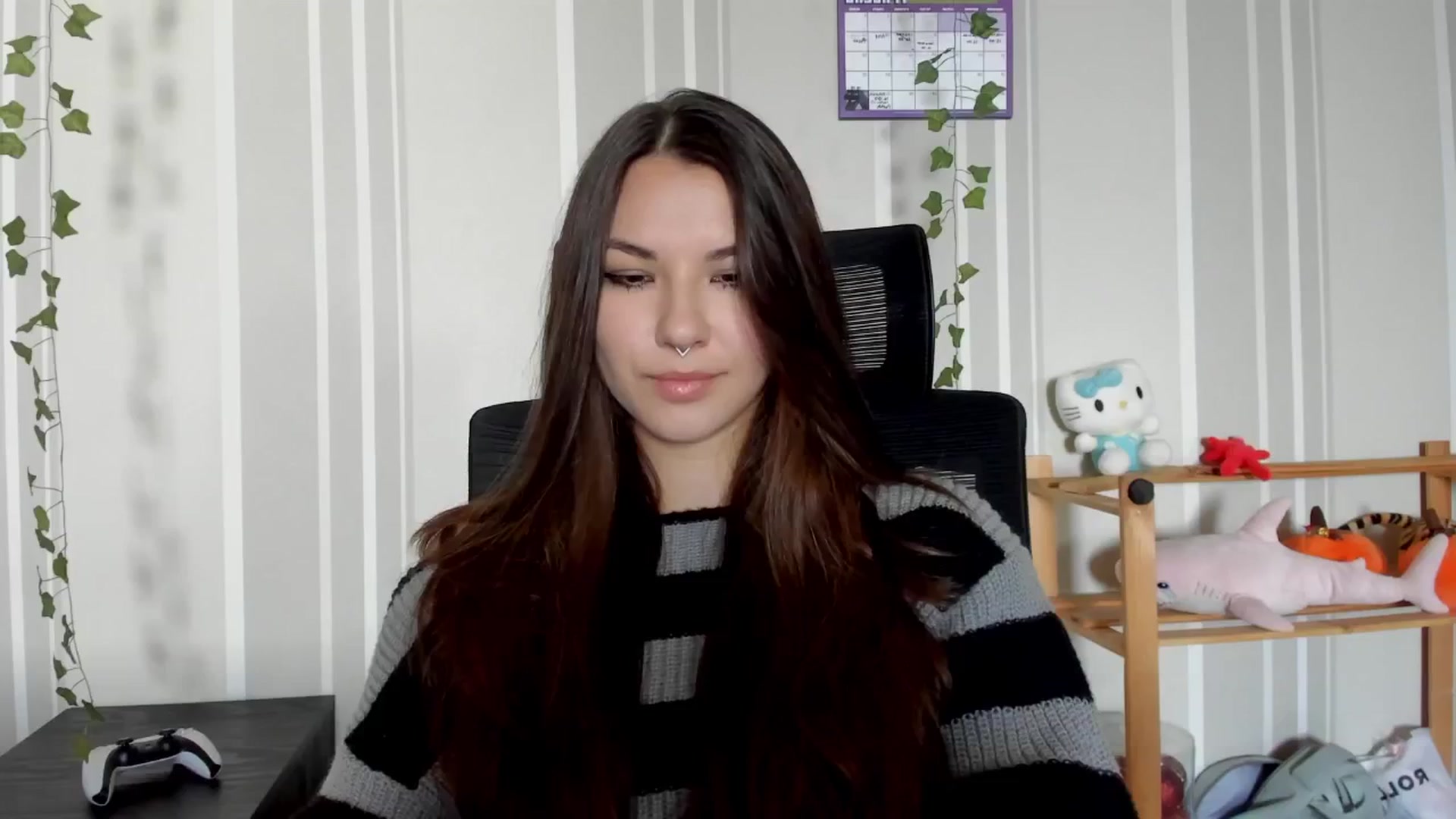 Gallery image thumbnail from AmnesiaGirl1's myfreecams stream on, 06/09/2025, 12:55 image 9 of 20