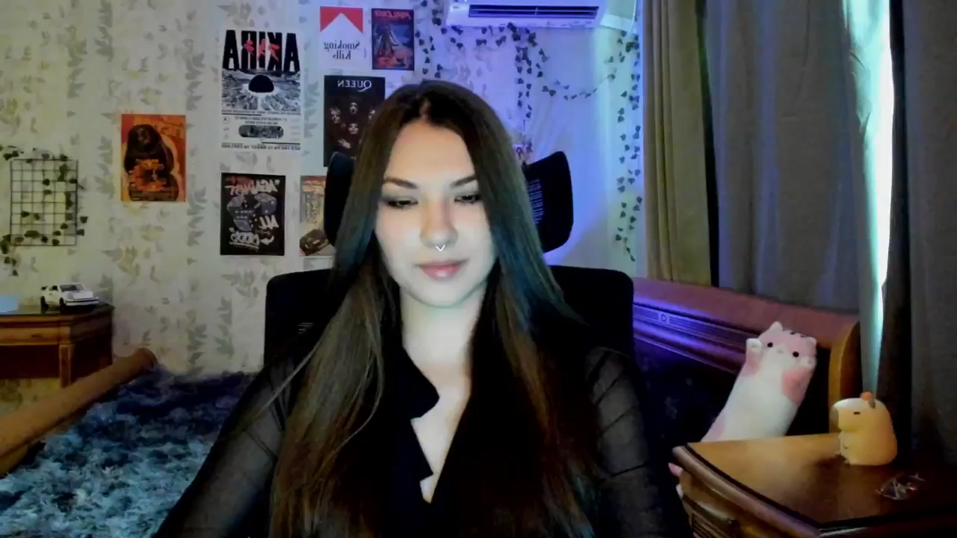 Gallery image thumbnail from AmnesiaGirl1's myfreecams stream on, 06/11/2025, 13:00 image 18 of 20