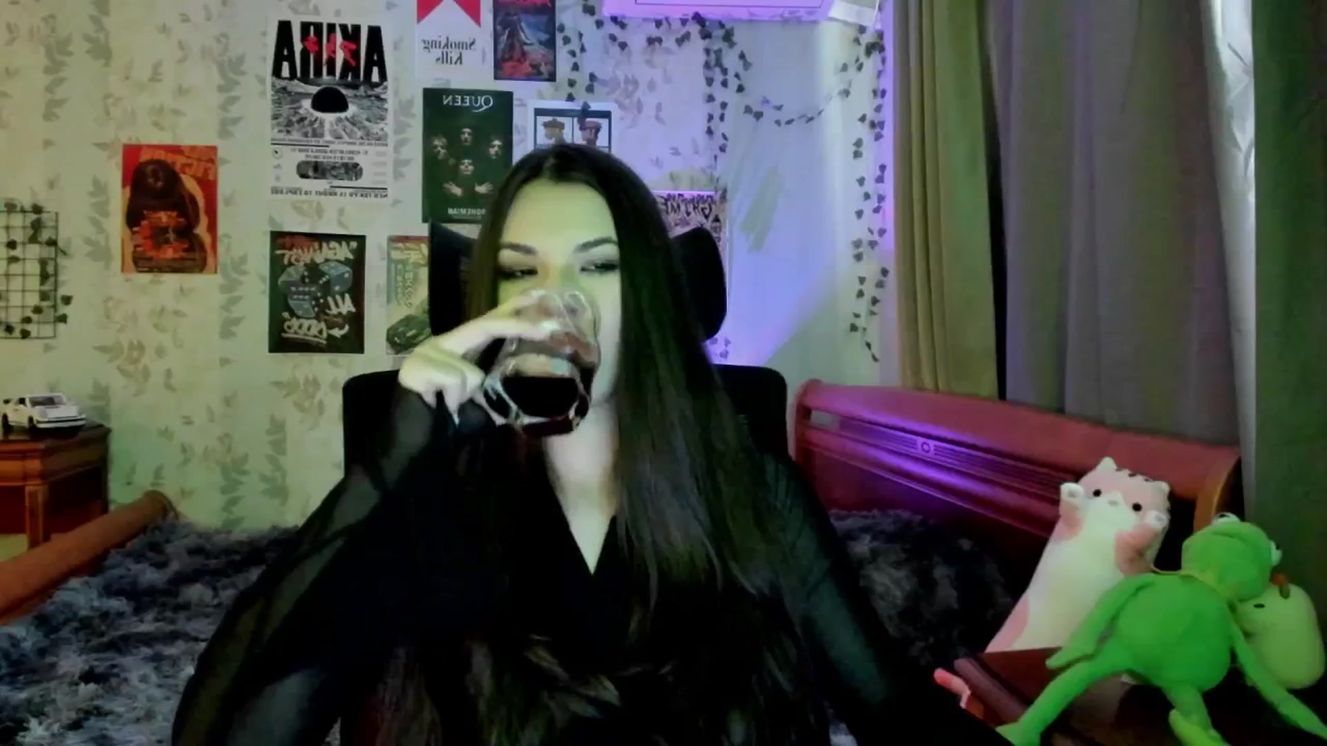 Gallery image thumbnail from AmnesiaGirl1's myfreecams stream on, 06/11/2025, 13:57 image 8 of 20