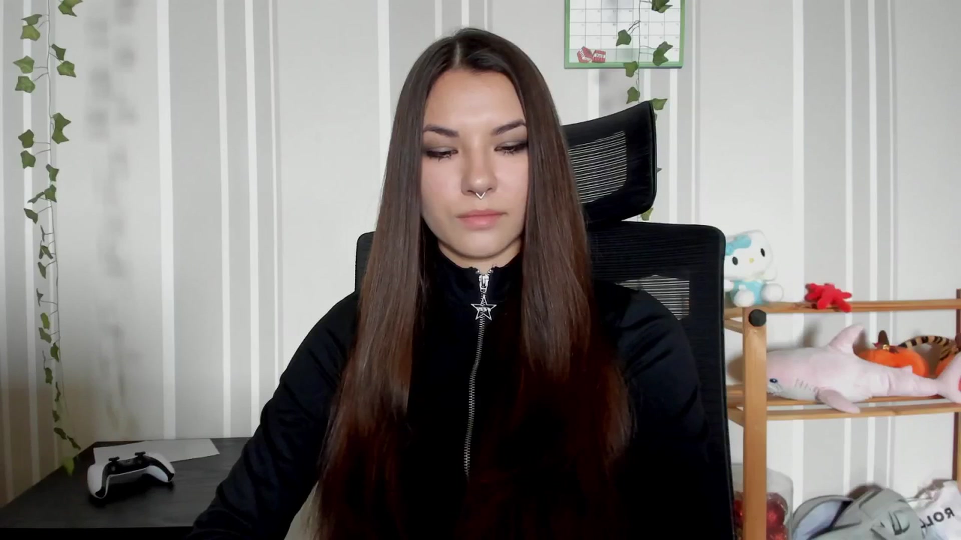 Gallery image thumbnail from AmnesiaGirl1's myfreecams stream on, 06/12/2025, 09:47 image 12 of 20