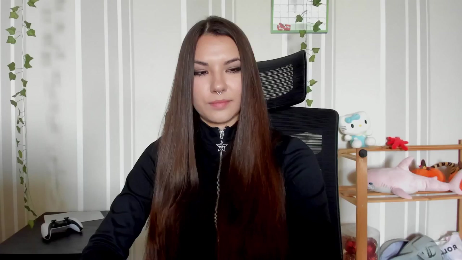 Gallery image thumbnail from AmnesiaGirl1's myfreecams stream on, 06/12/2025, 10:45 image 12 of 20