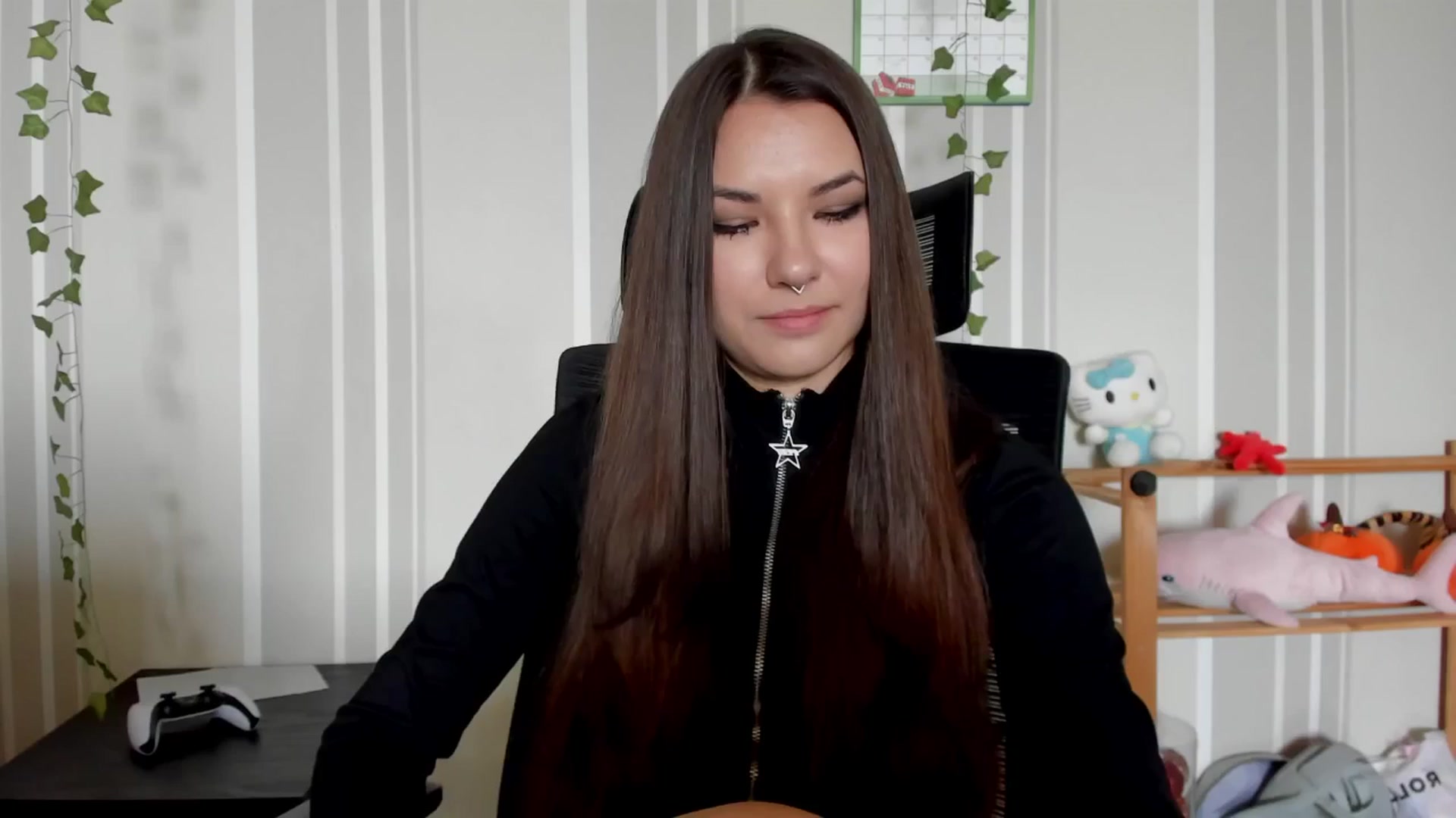 Gallery image thumbnail from AmnesiaGirl1's myfreecams stream on, 06/12/2025, 10:45 image 14 of 20