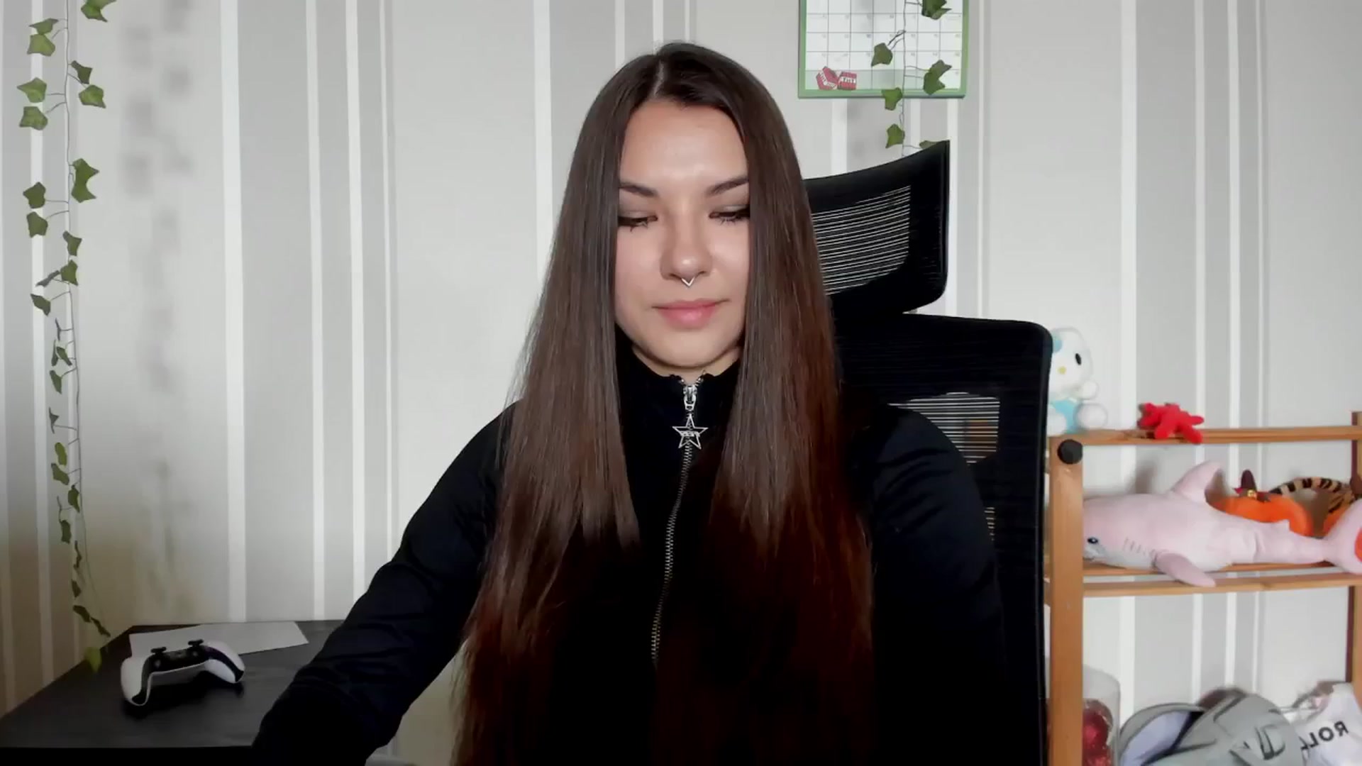 Gallery image thumbnail from AmnesiaGirl1's myfreecams stream on, 06/12/2025, 10:45 image 13 of 20