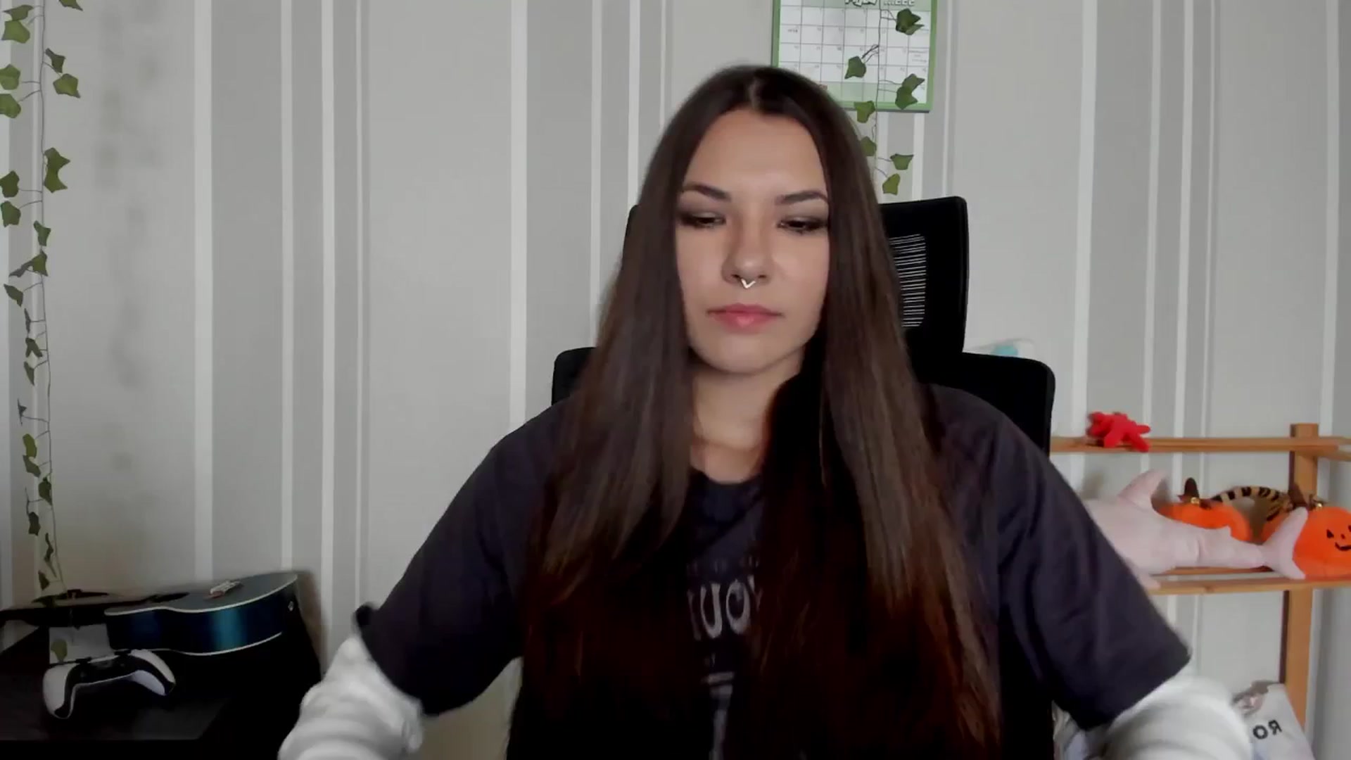 Gallery image thumbnail from AmnesiaGirl1's myfreecams stream on, 06/15/2025, 11:11 image 16 of 20
