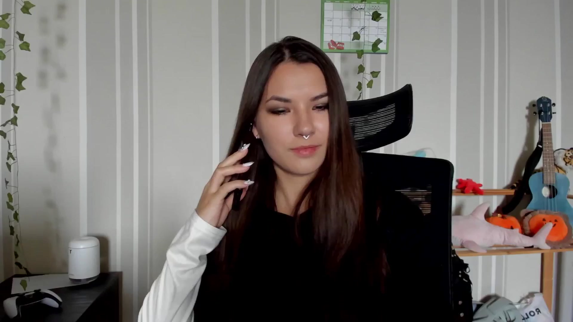 Gallery image thumbnail from AmnesiaGirl1's myfreecams stream on, 06/17/2025, 15:02 image 12 of 20