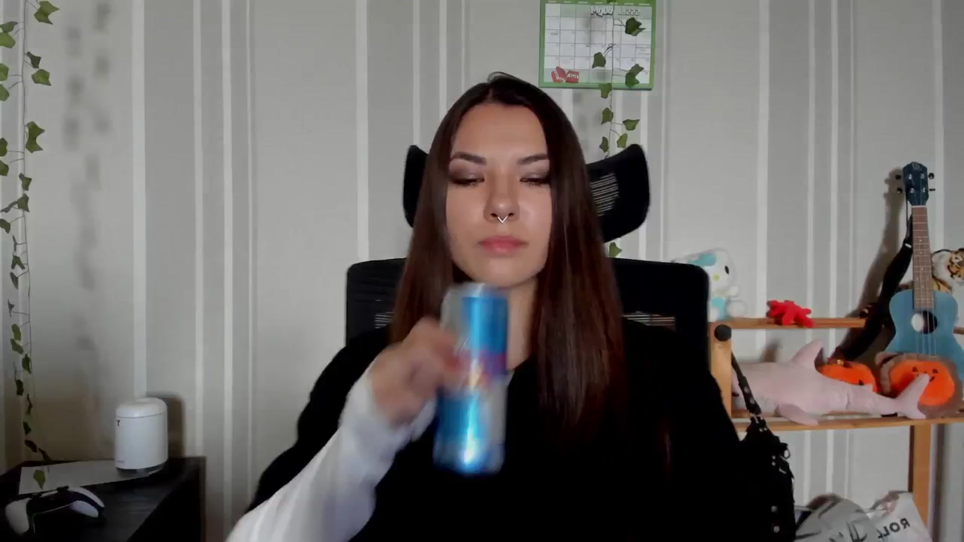 Gallery image thumbnail from AmnesiaGirl1's myfreecams stream on, 06/17/2025, 15:02 image 16 of 20