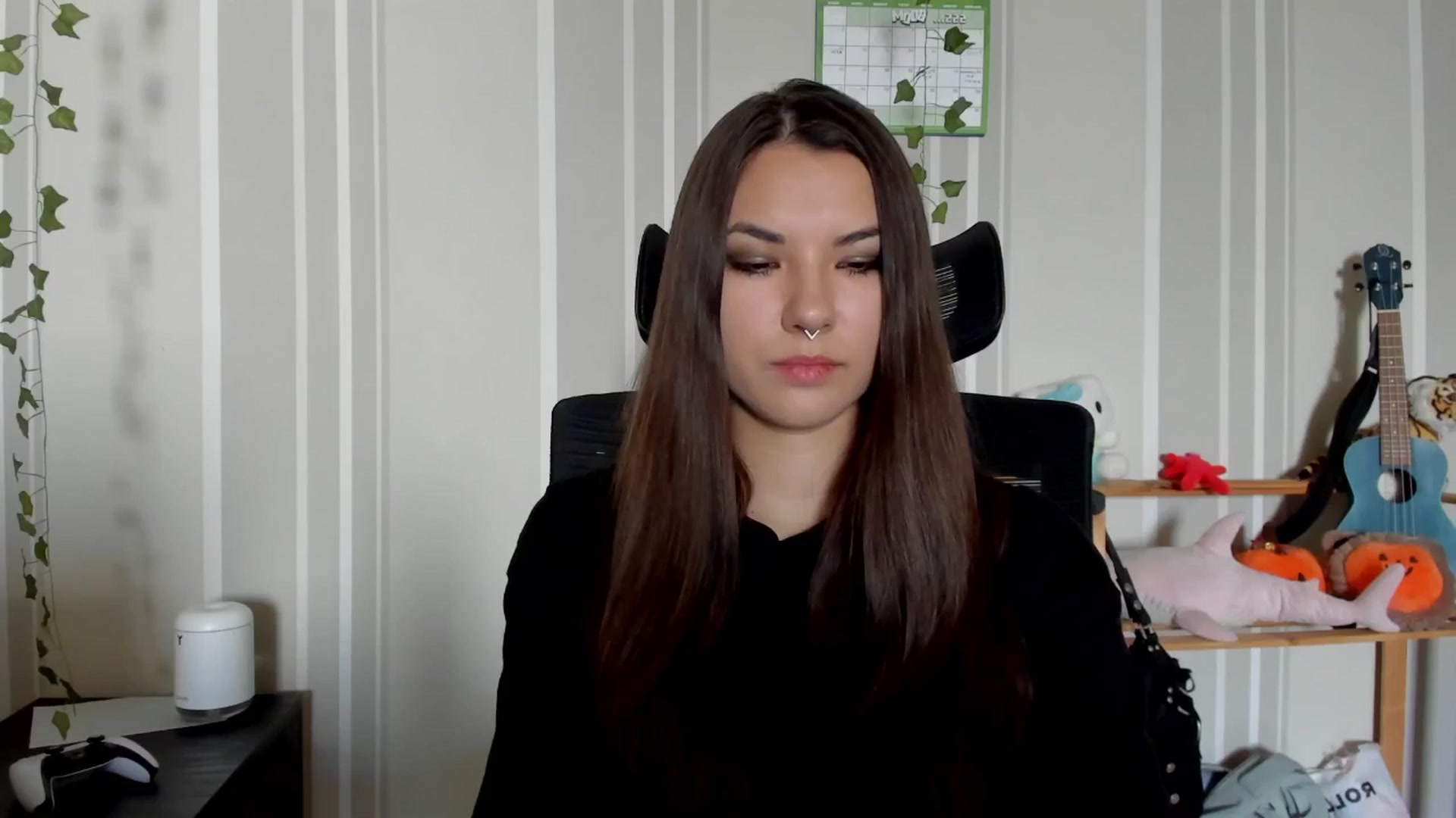 Gallery image thumbnail from AmnesiaGirl1's myfreecams stream on, 06/17/2025, 15:02 image 2 of 20