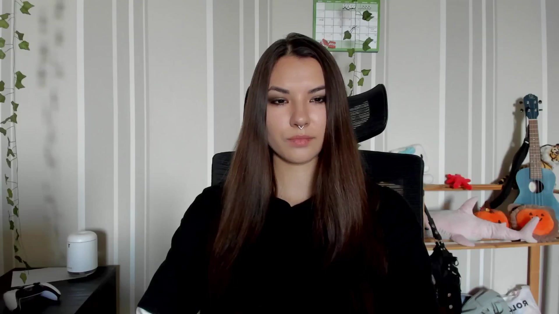 Gallery image thumbnail from AmnesiaGirl1's myfreecams stream on, 06/17/2025, 15:02 image 5 of 20