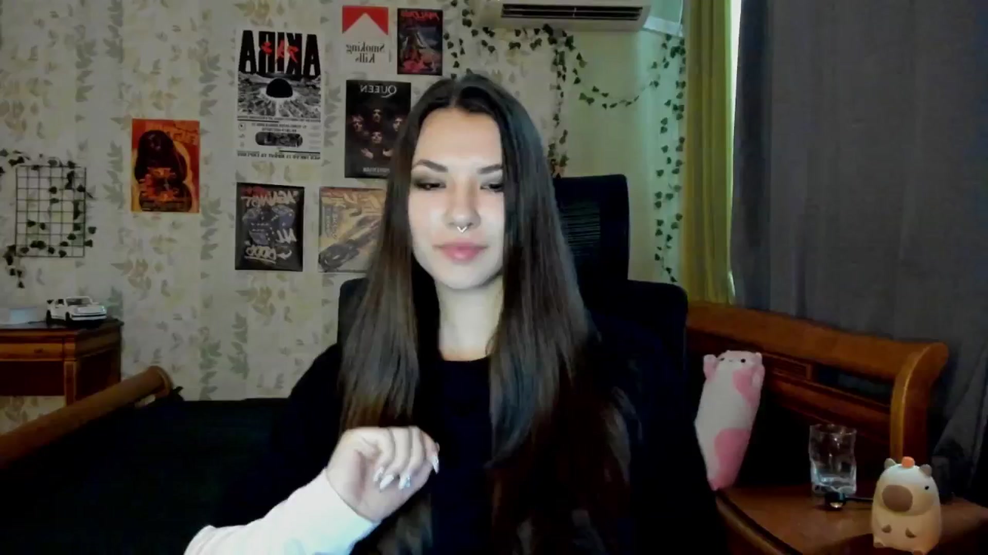 Gallery image thumbnail from AmnesiaGirl1's myfreecams stream on, 06/18/2025, 14:45 image 19 of 20