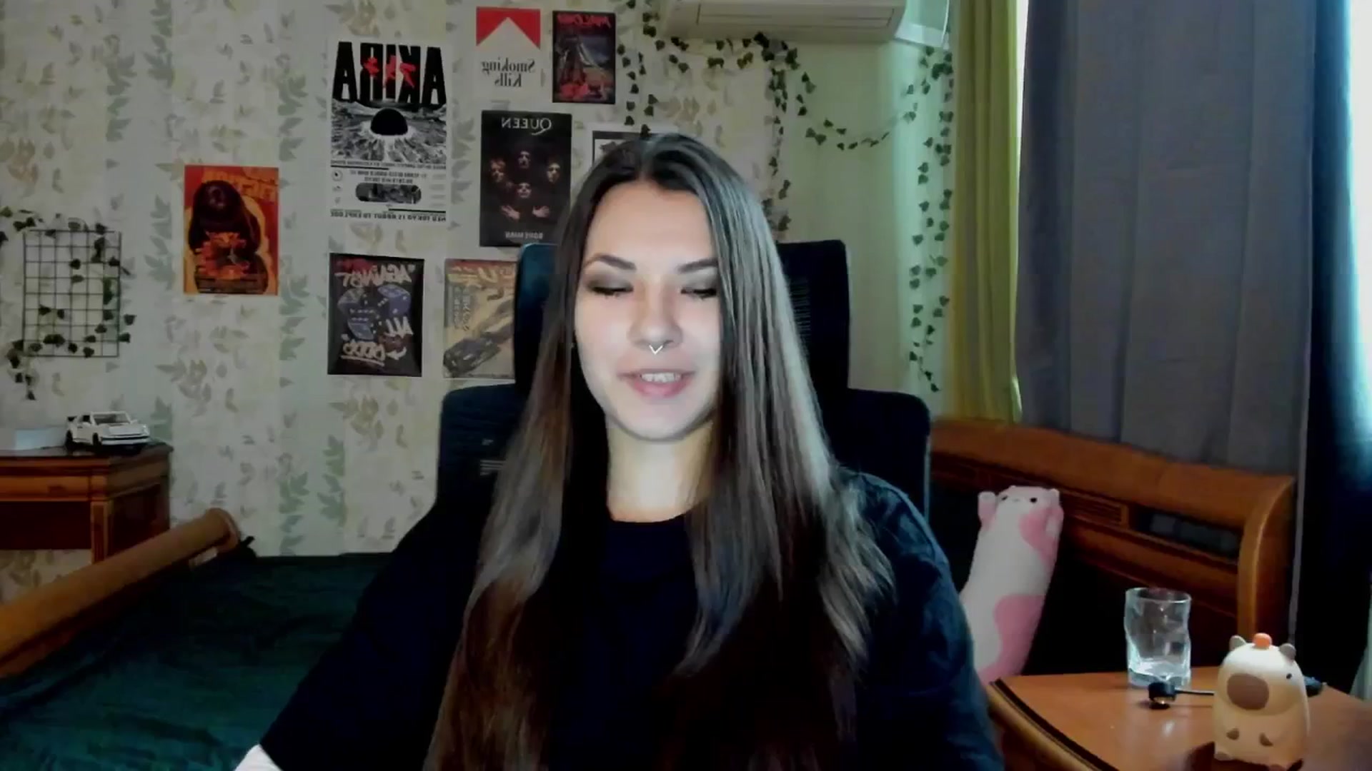 Gallery image thumbnail from AmnesiaGirl1's myfreecams stream on, 06/18/2025, 14:45 image 5 of 20