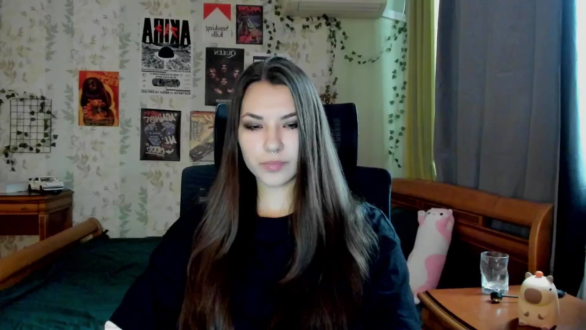 Gallery image thumbnail from AmnesiaGirl1's myfreecams stream on, 06/18/2025, 14:45 image 6 of 20