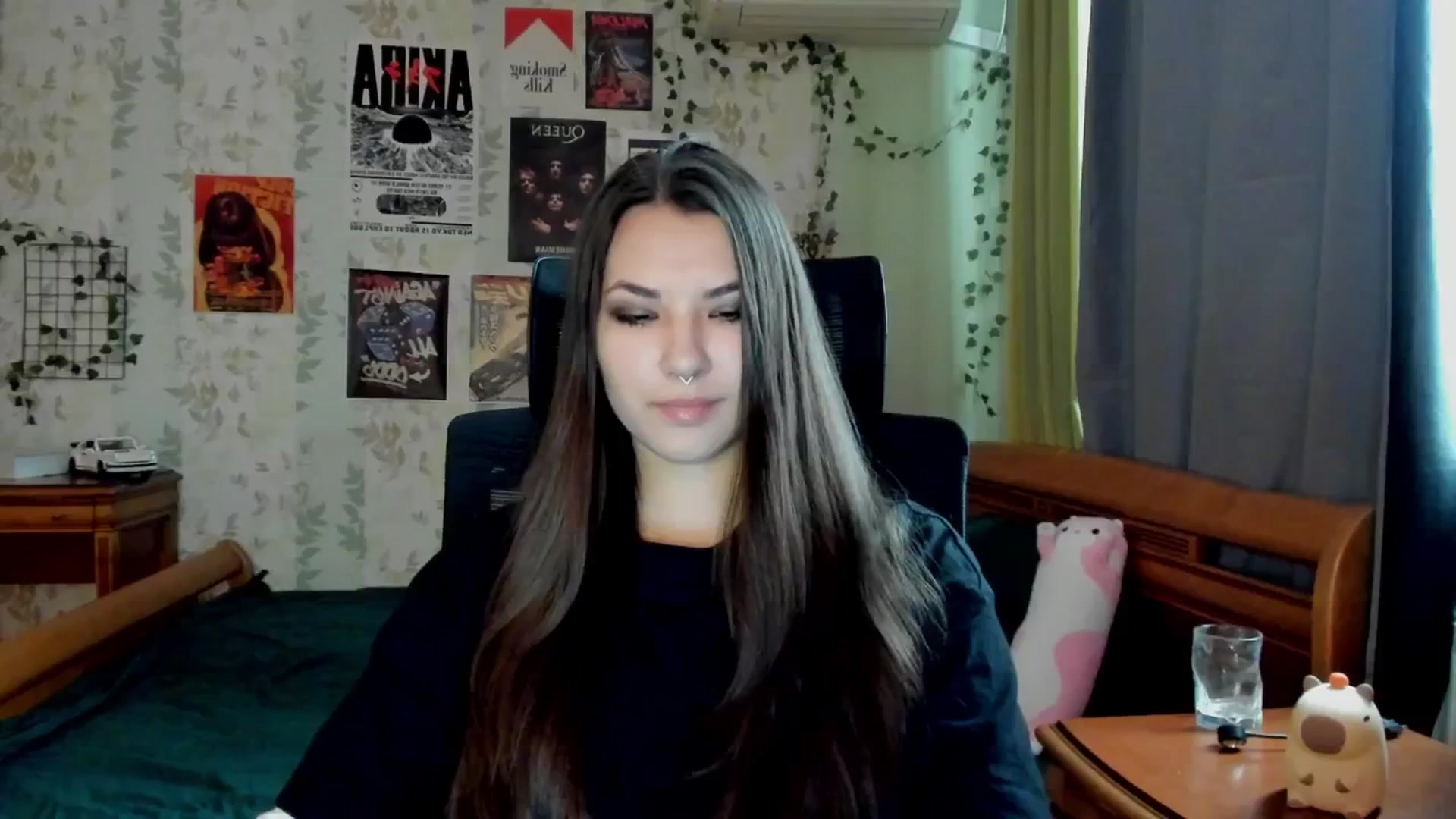 Gallery image thumbnail from AmnesiaGirl1's myfreecams stream on, 06/18/2025, 14:45 image 9 of 20