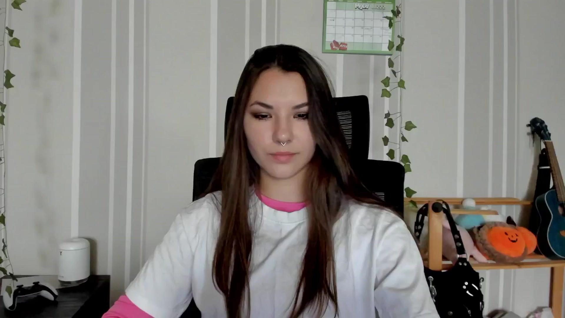 Gallery image thumbnail from AmnesiaGirl1's myfreecams stream on, 06/19/2025, 13:53 image 13 of 20