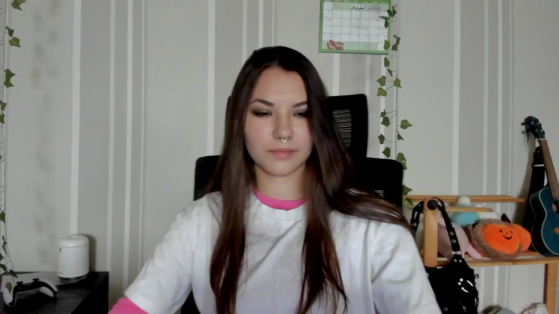 Gallery image thumbnail from AmnesiaGirl1's myfreecams stream on, 06/19/2025, 13:53 image 14 of 20