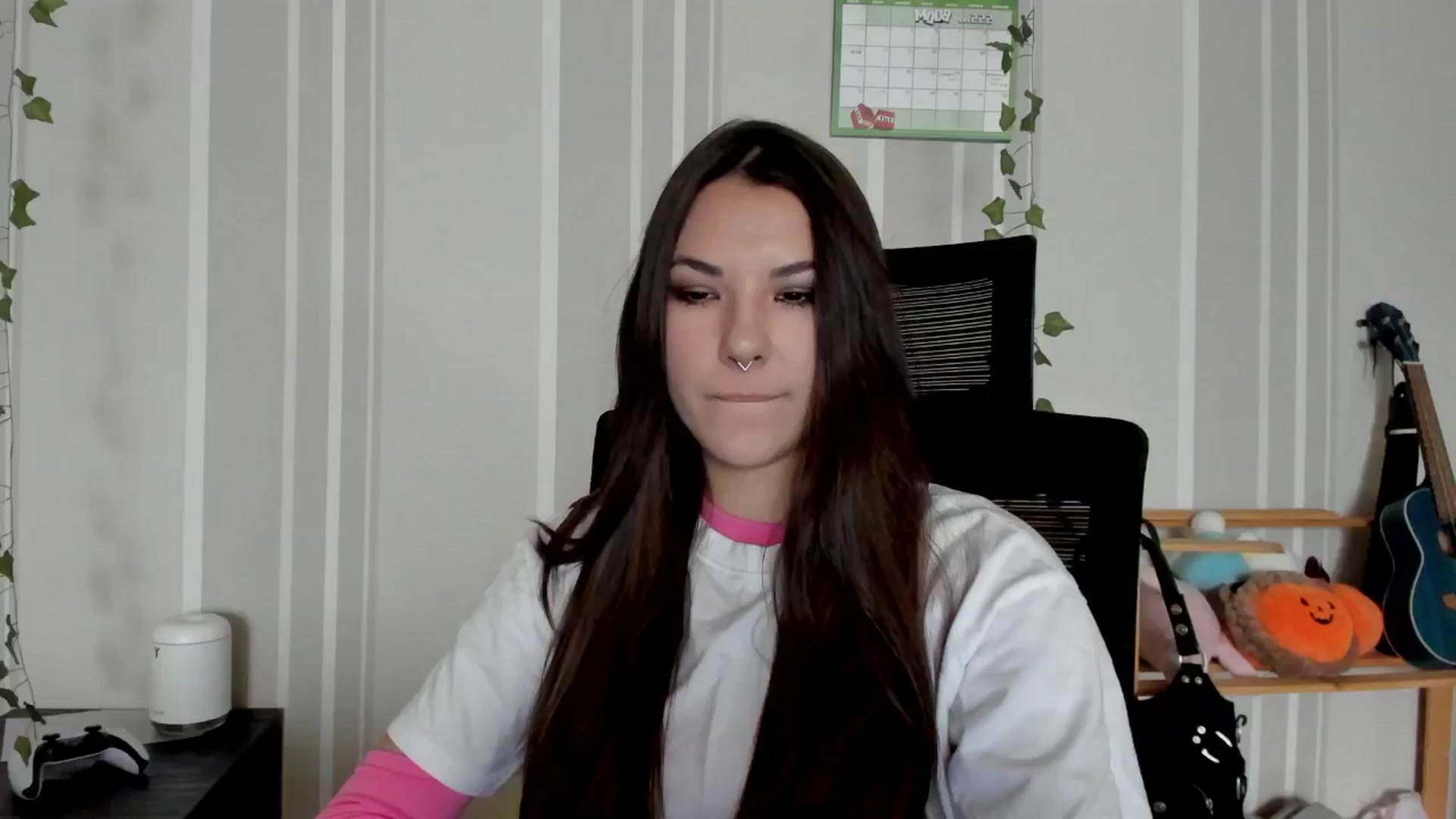 Gallery image thumbnail from AmnesiaGirl1's myfreecams stream on, 06/19/2025, 13:53 image 8 of 20
