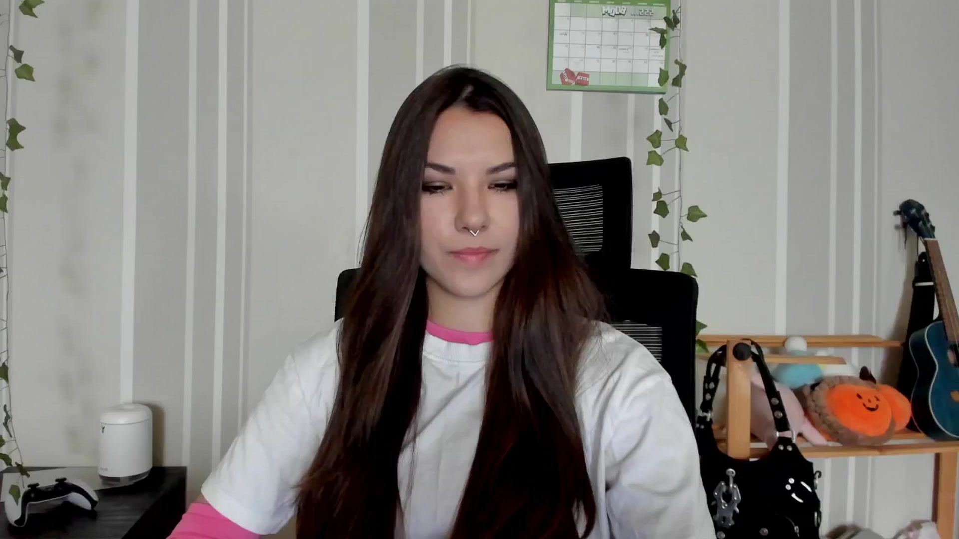 Gallery image thumbnail from AmnesiaGirl1's myfreecams stream on, 06/19/2025, 13:53 image 3 of 20