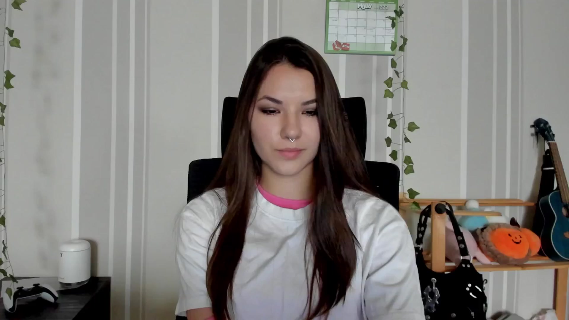 Gallery image thumbnail from AmnesiaGirl1's myfreecams stream on, 06/19/2025, 13:53 image 12 of 20