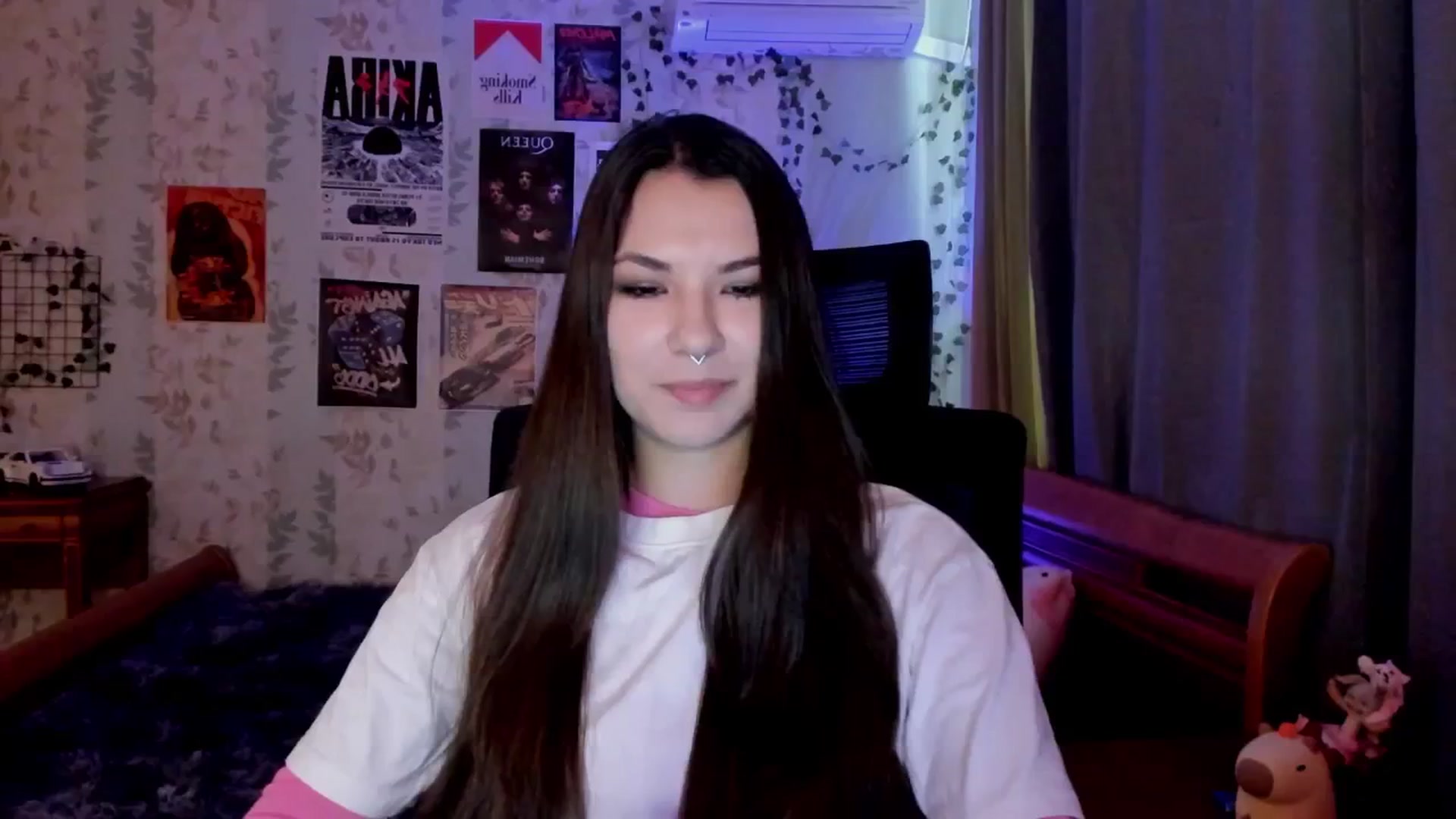 Gallery image thumbnail from AmnesiaGirl1's myfreecams stream on, 06/20/2025, 10:19 image 10 of 20