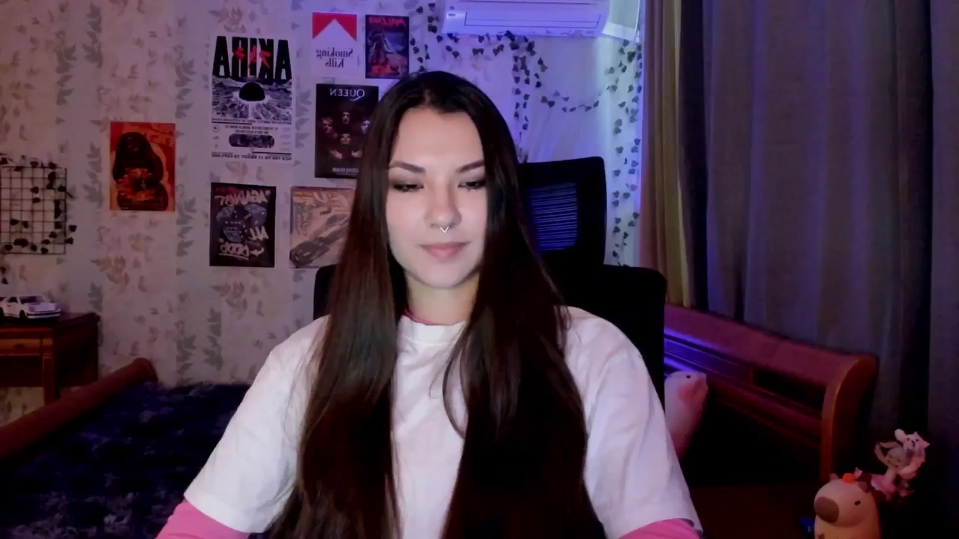 Gallery image thumbnail from AmnesiaGirl1's myfreecams stream on, 06/20/2025, 10:19 image 6 of 20