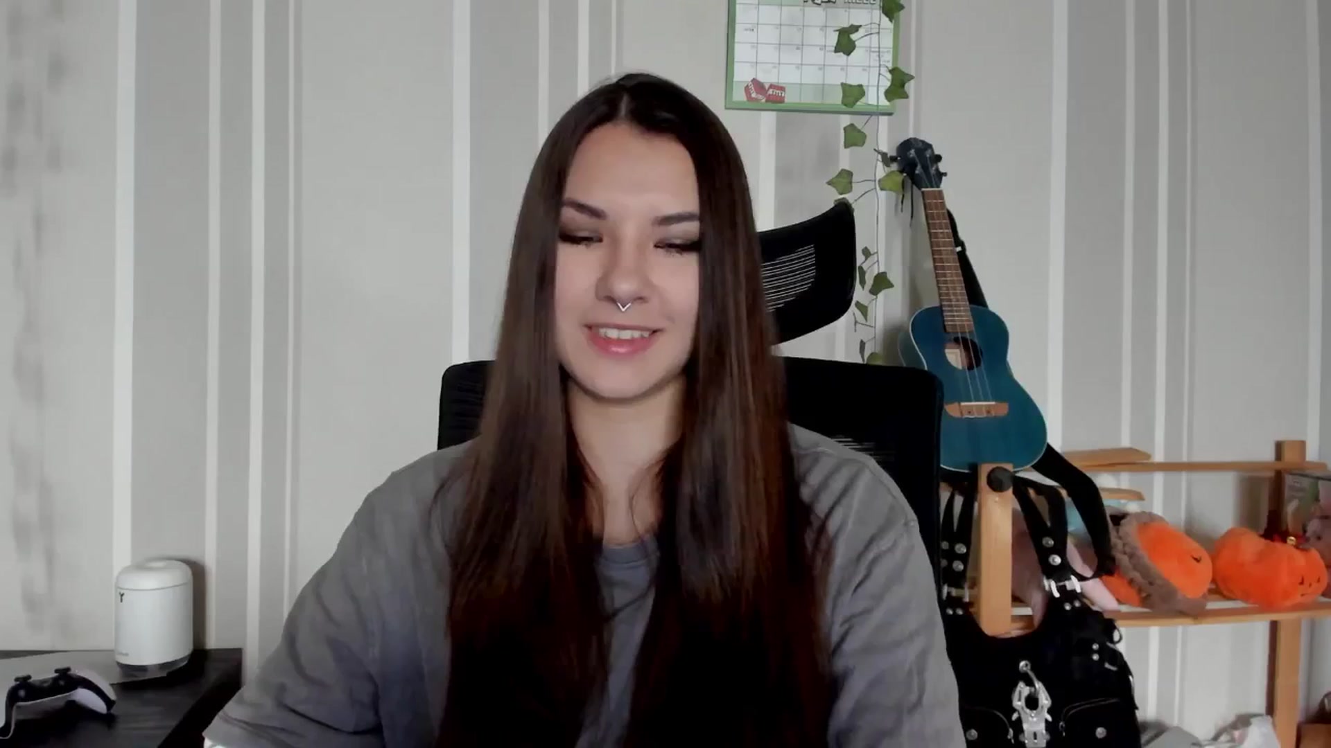Gallery image thumbnail from AmnesiaGirl1's myfreecams stream on, 06/21/2025, 14:05 image 3 of 20
