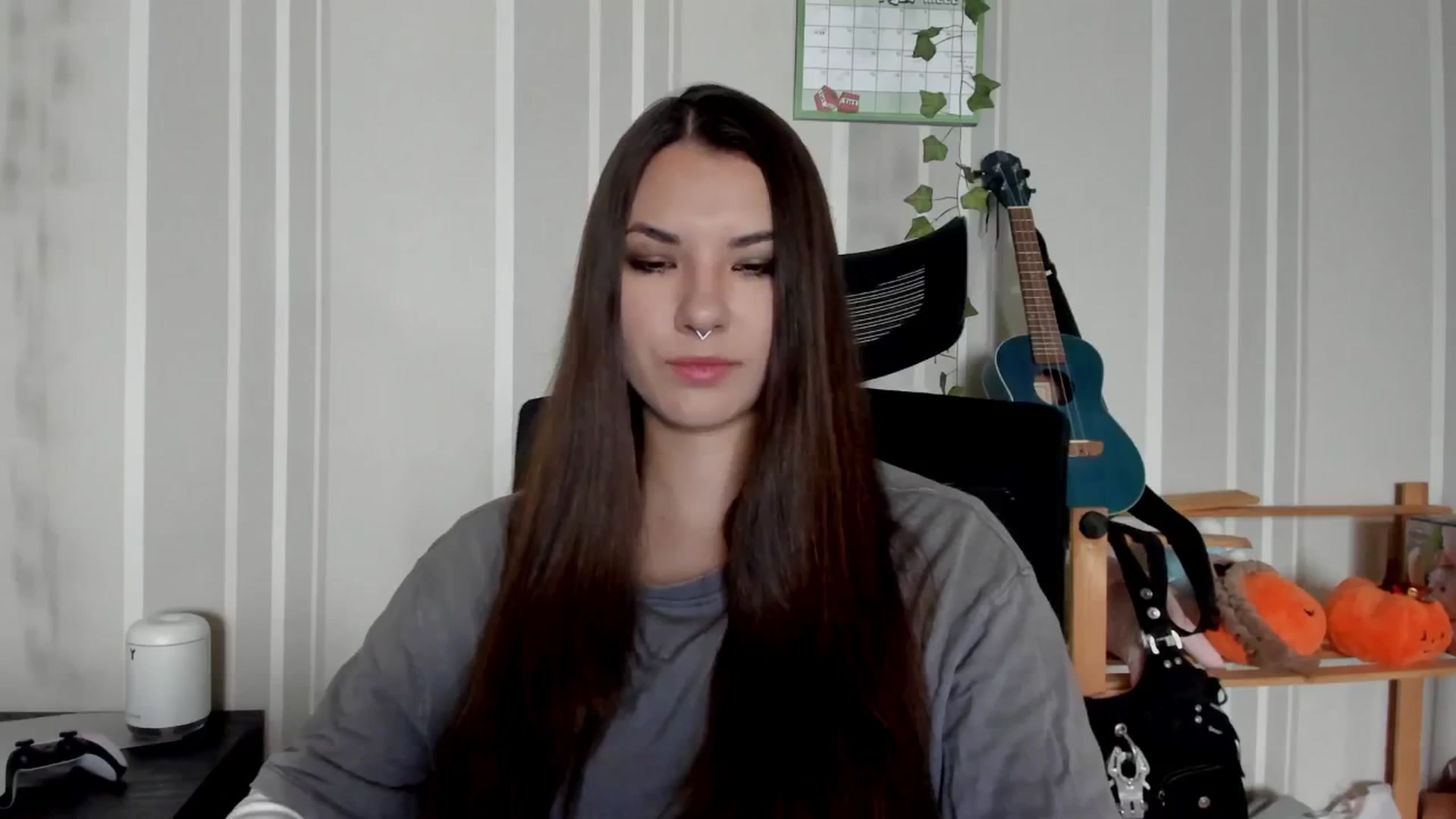 Gallery image thumbnail from AmnesiaGirl1's myfreecams stream on, 06/21/2025, 14:05 image 5 of 20
