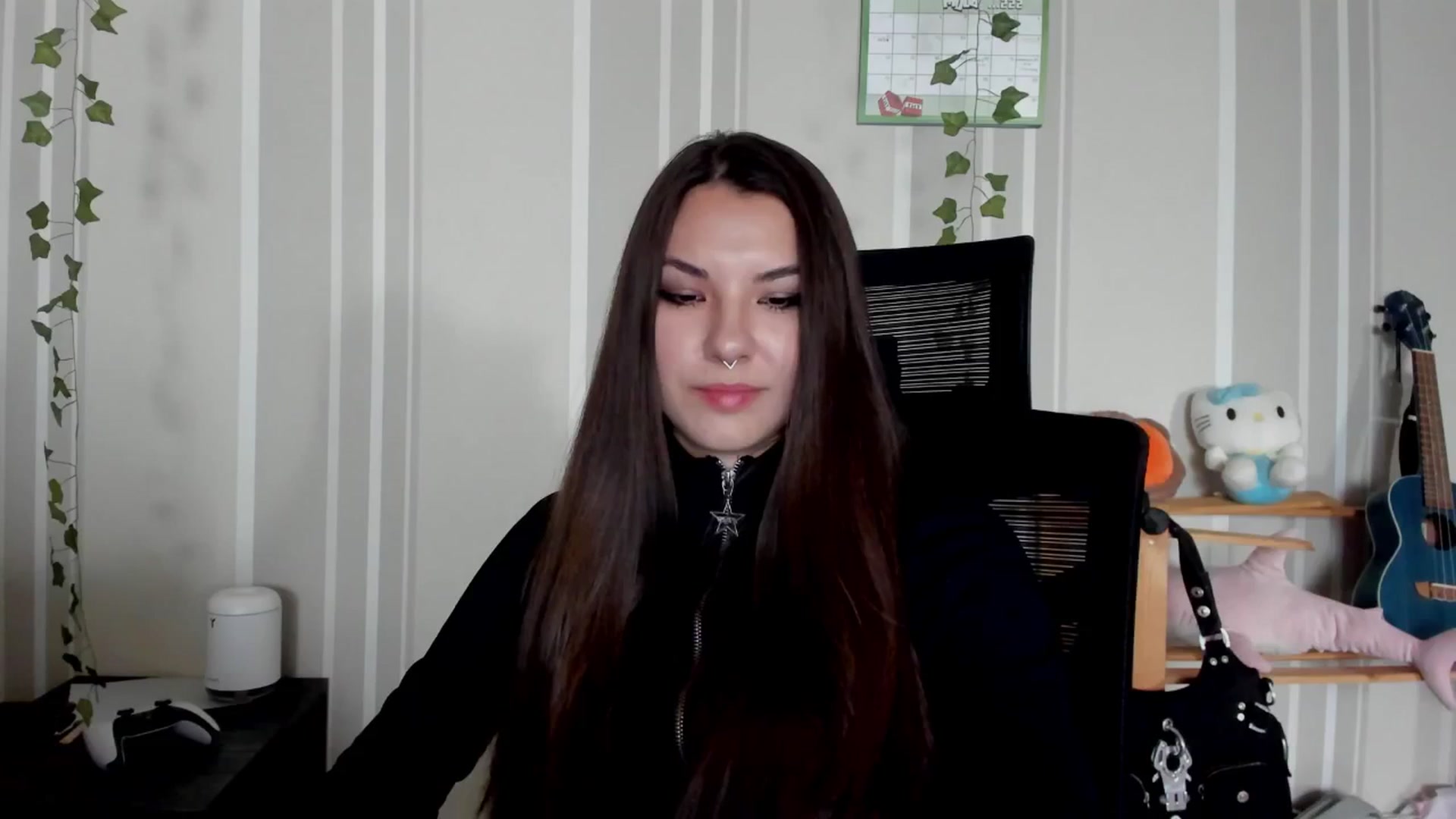Gallery image thumbnail from AmnesiaGirl1's myfreecams stream on, 06/25/2025, 15:10 image 18 of 20