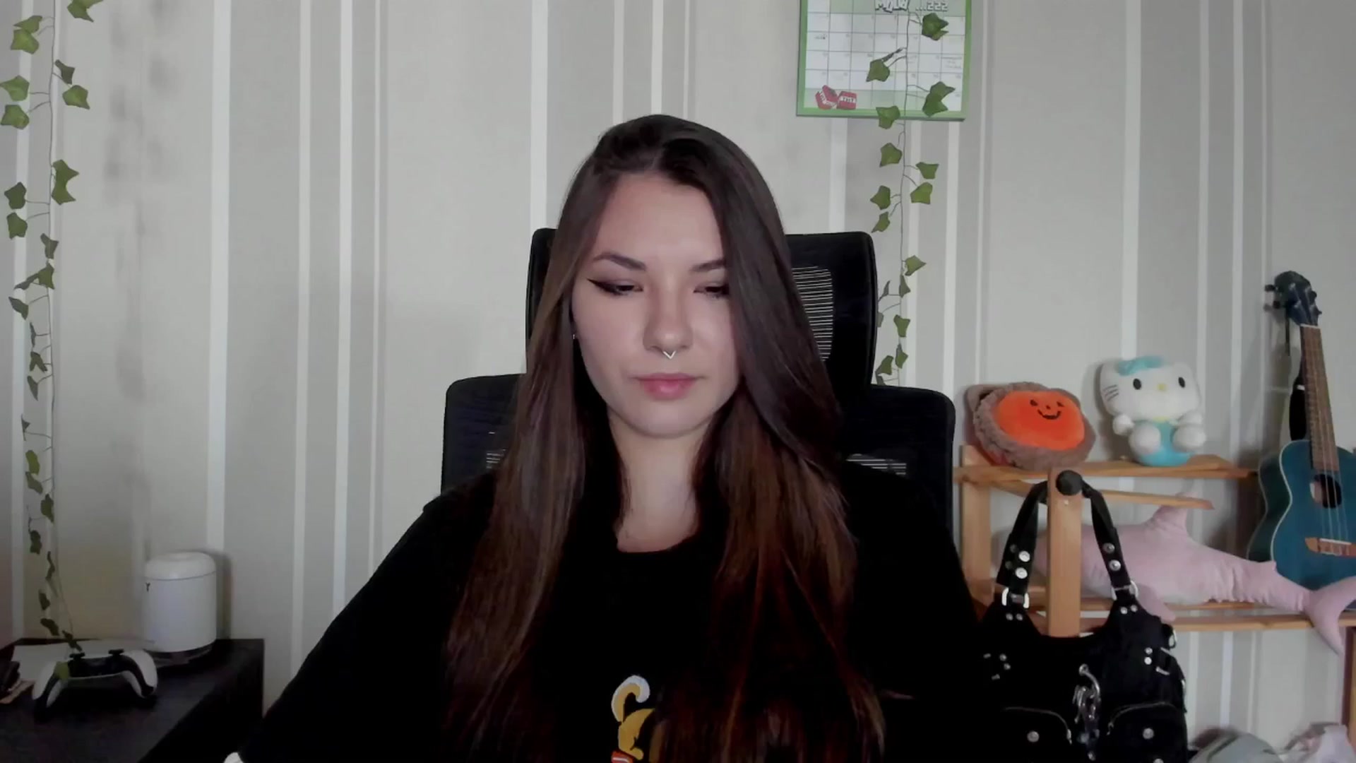 Gallery image thumbnail from AmnesiaGirl1's myfreecams stream on, 06/26/2025, 15:30 image 6 of 20