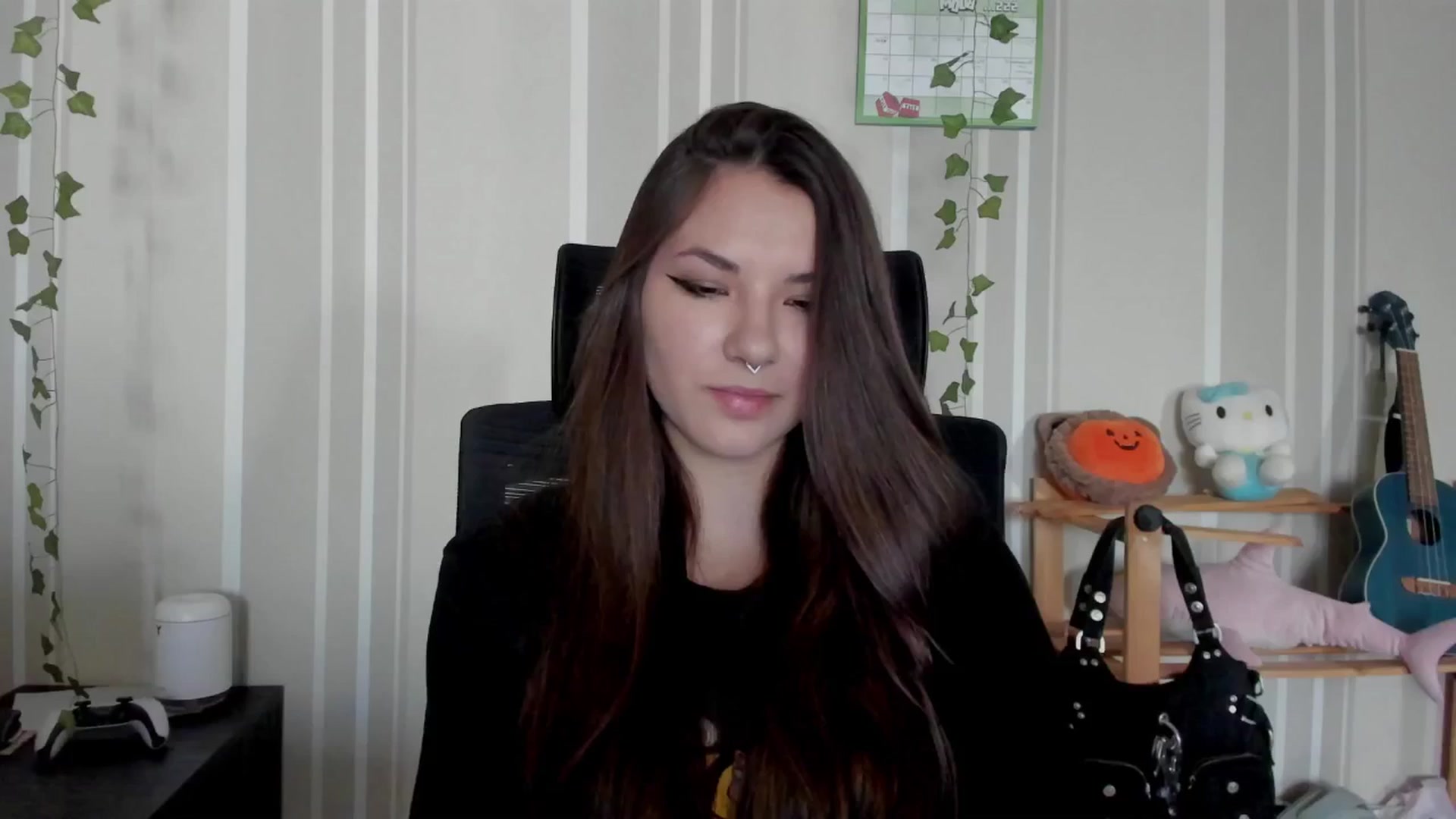 Gallery image thumbnail from AmnesiaGirl1's myfreecams stream on, 06/26/2025, 15:30 image 5 of 20