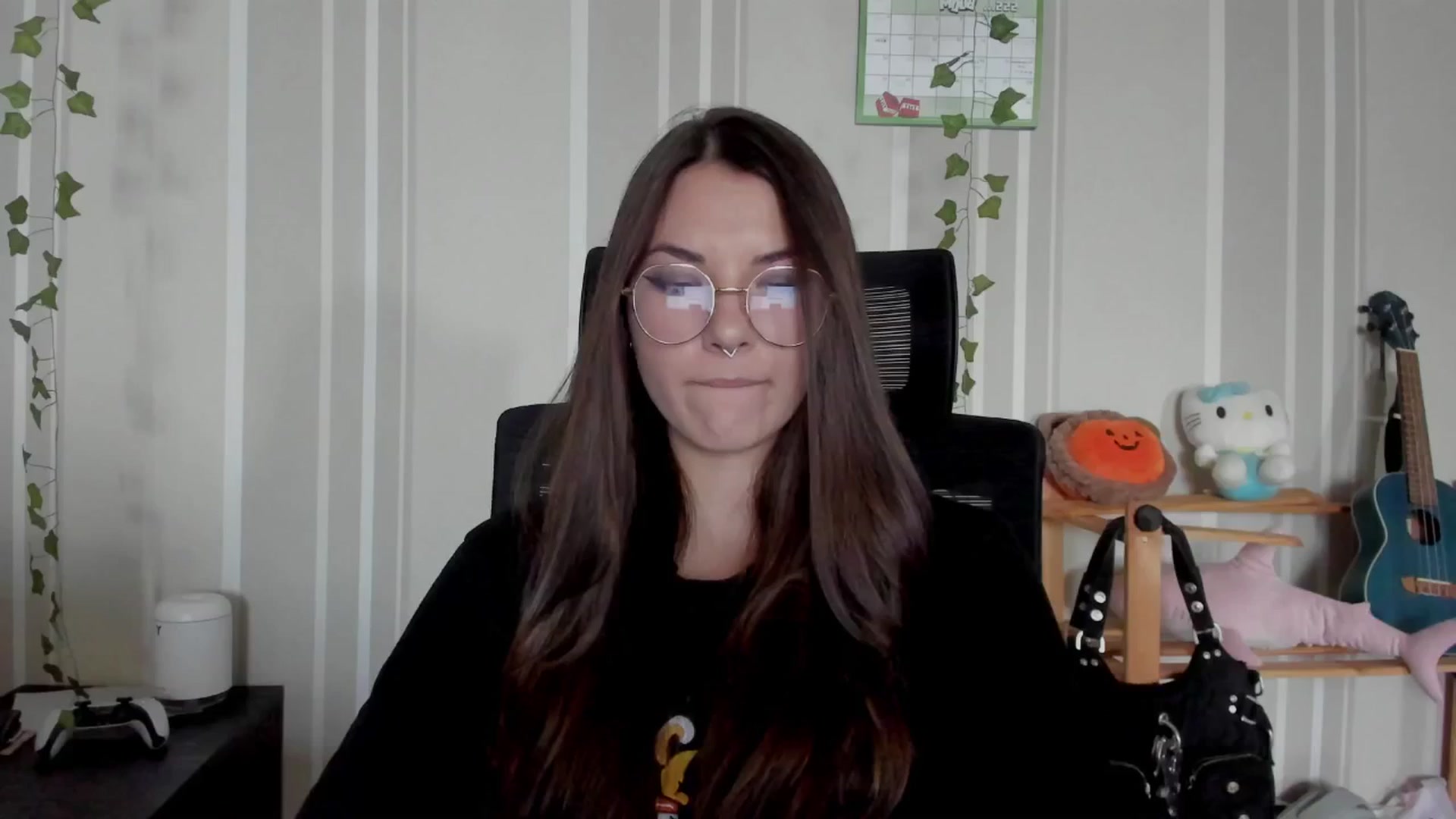 Gallery image thumbnail from AmnesiaGirl1's myfreecams stream on, 06/26/2025, 15:30 image 4 of 20
